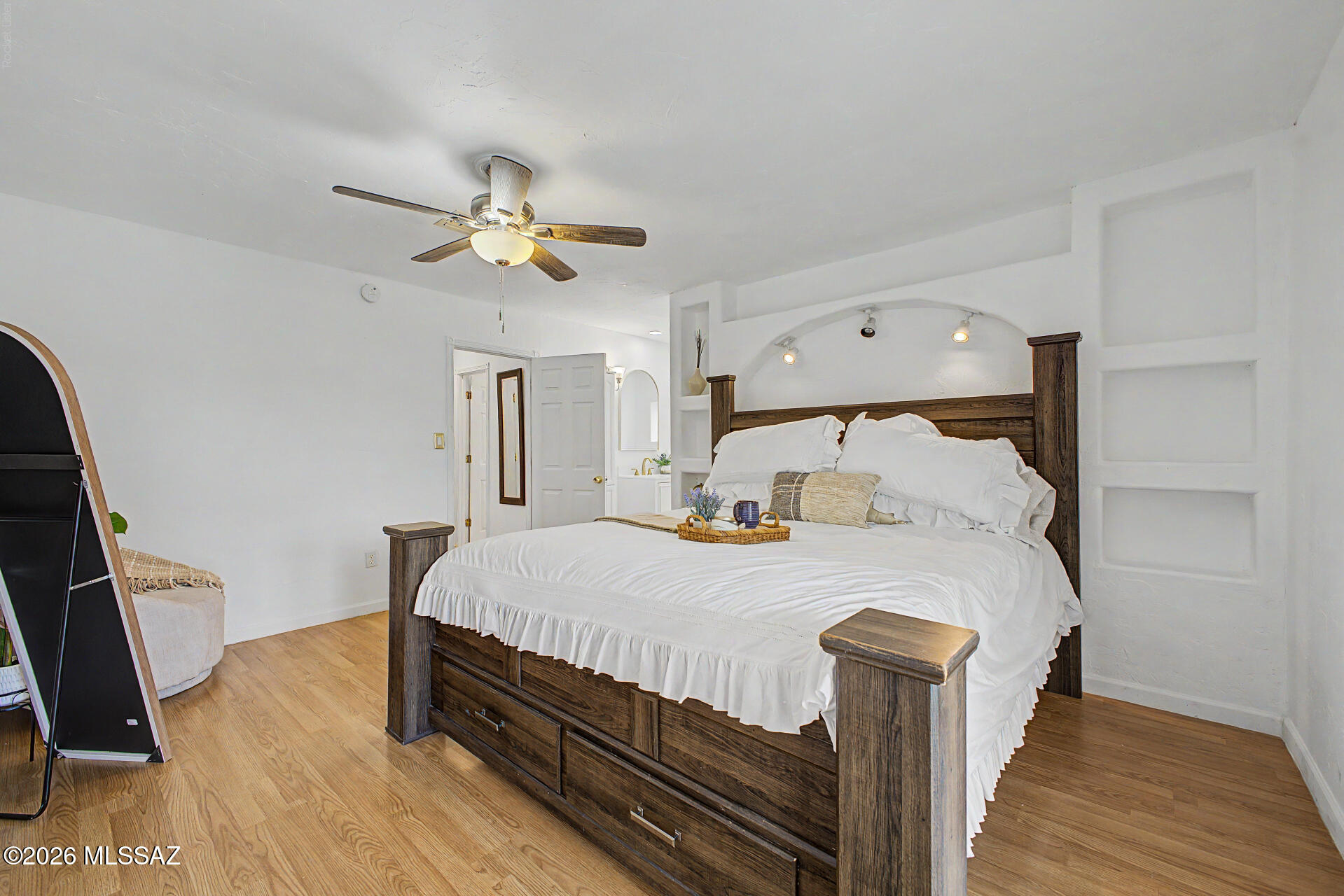 New Tucson Unit NO. 23 (140-261) - Residential