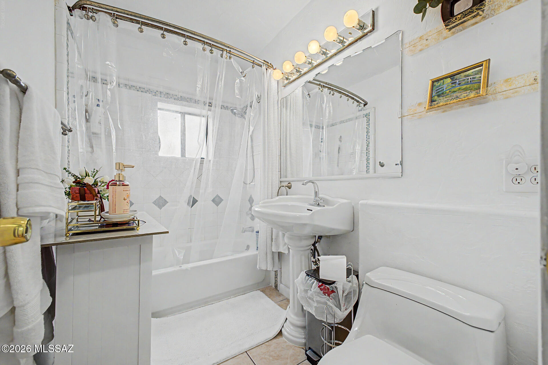 New Tucson Unit NO. 23 (140-261) - Residential