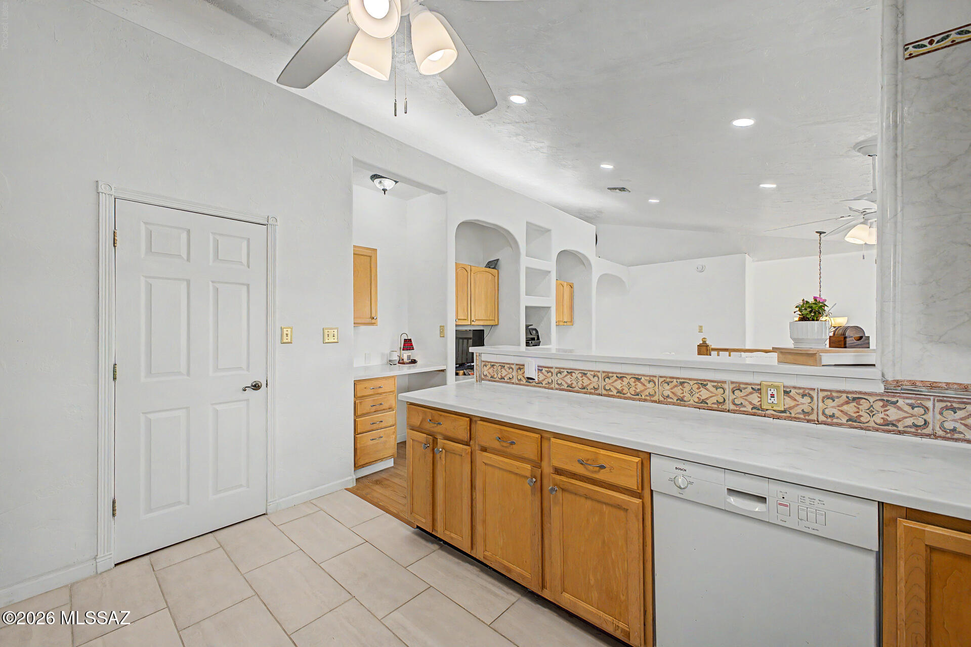 New Tucson Unit NO. 23 (140-261) - Residential