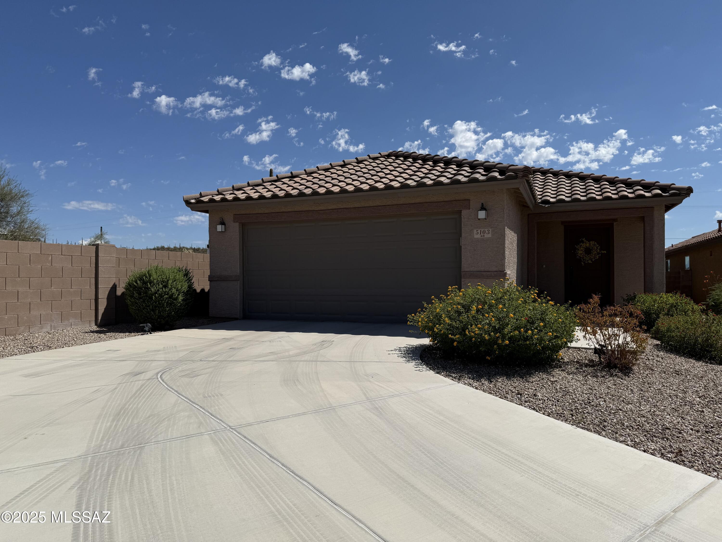 Dakota Vista - Residential