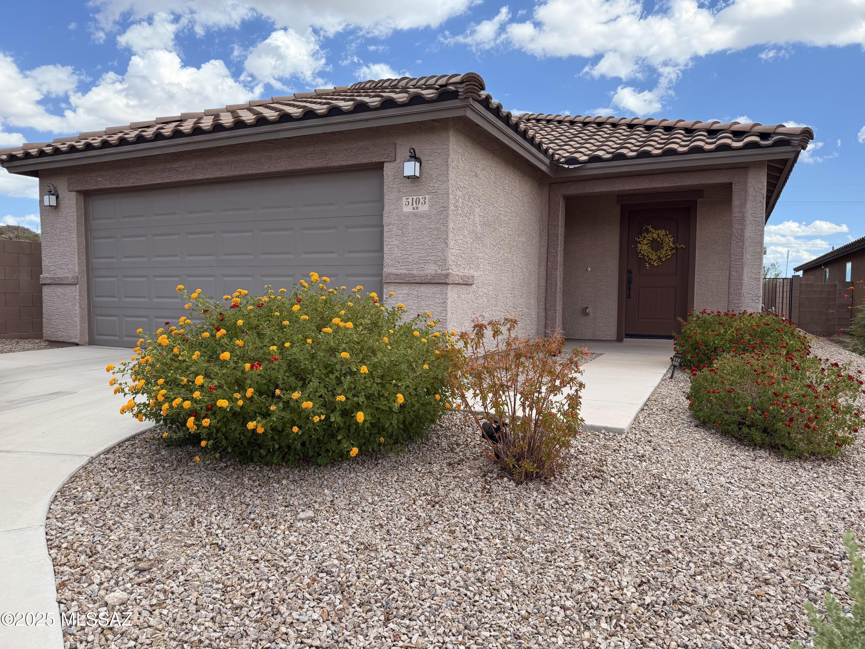 Dakota Vista - Residential