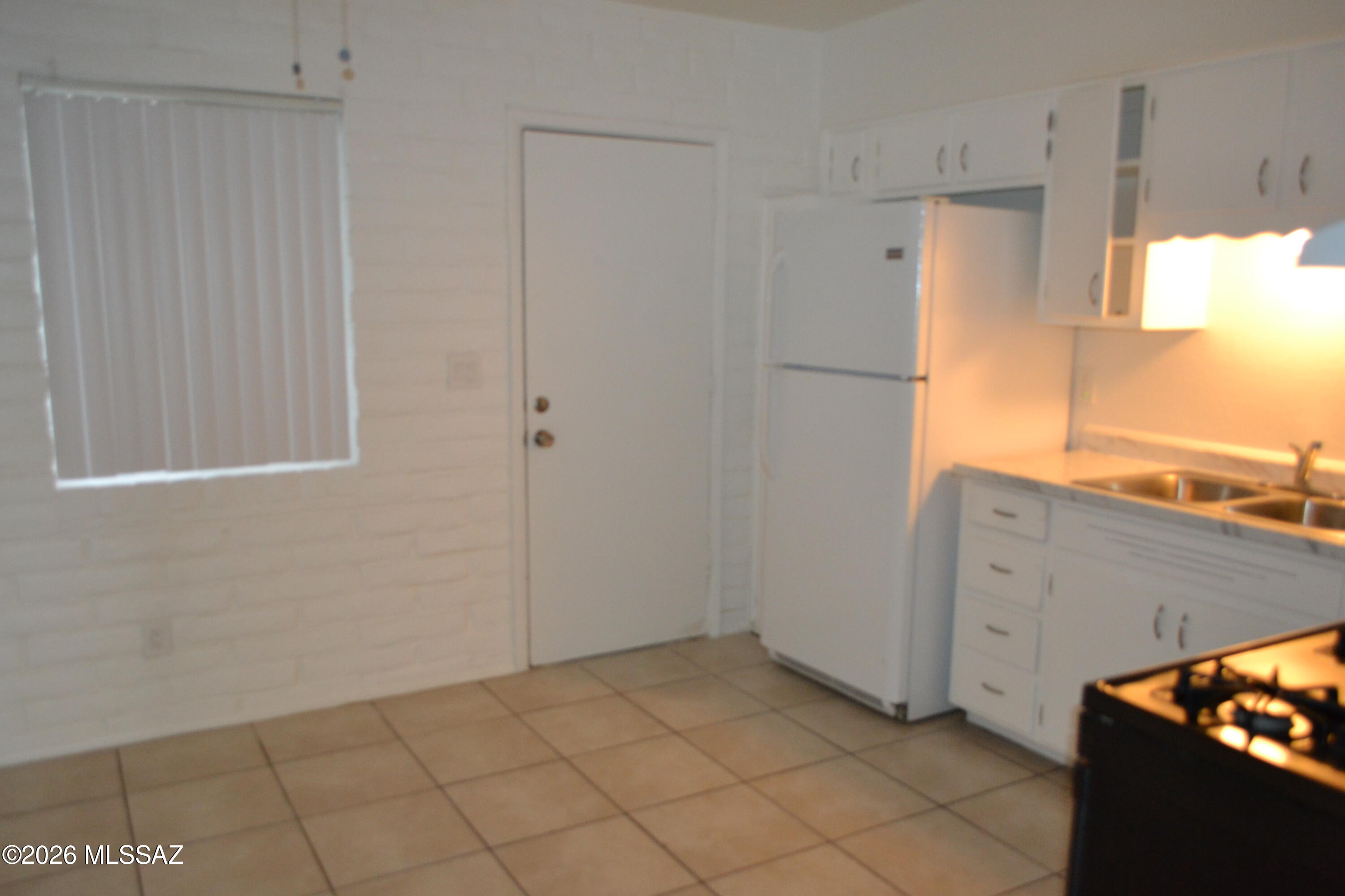 Plaza Verde Condos (1-6) - Residential Lease