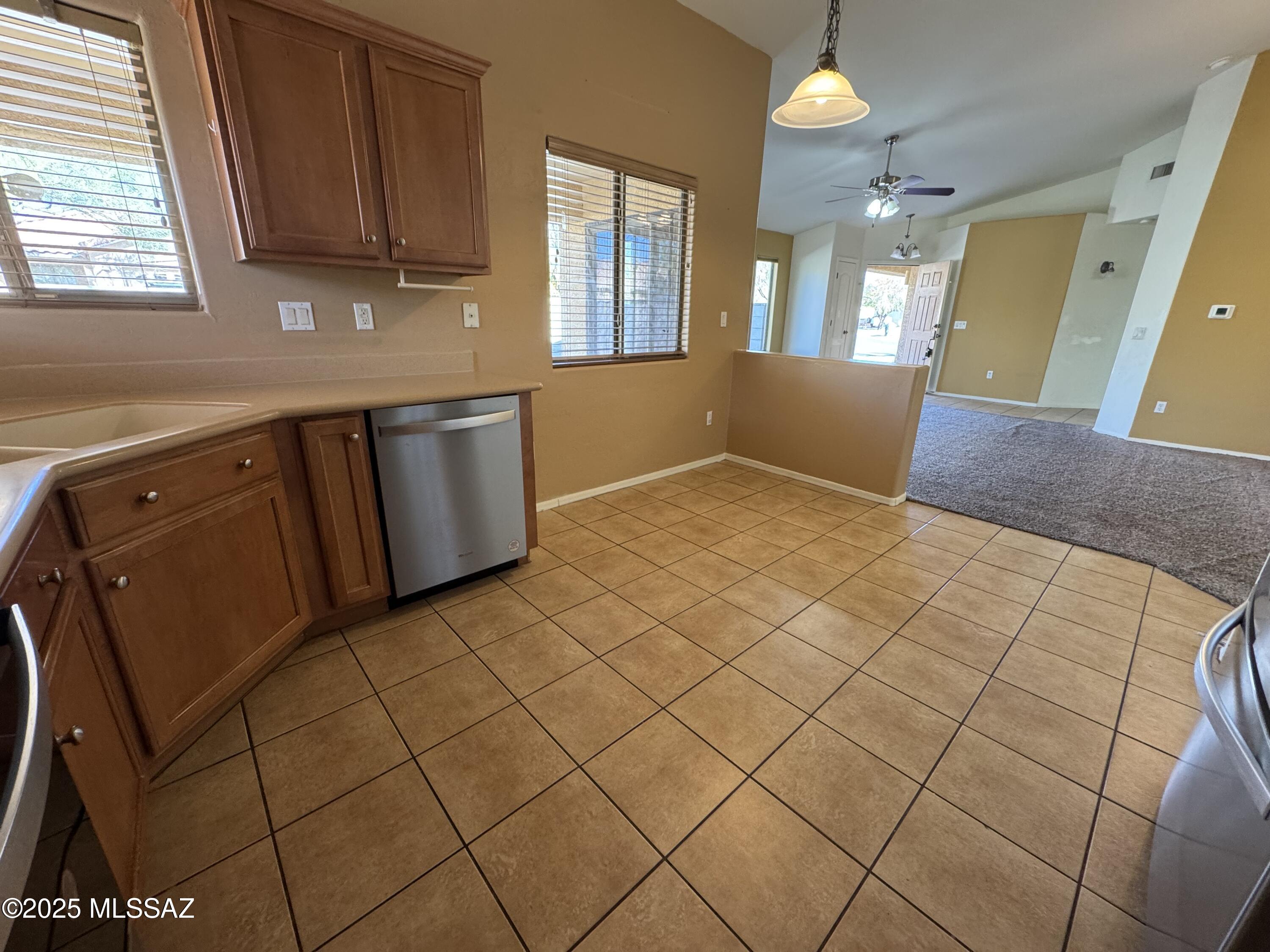 Vista Montana Estates - Residential Lease