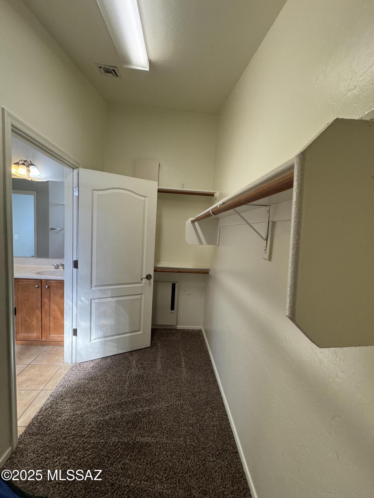 Vista Montana Estates - Residential Lease