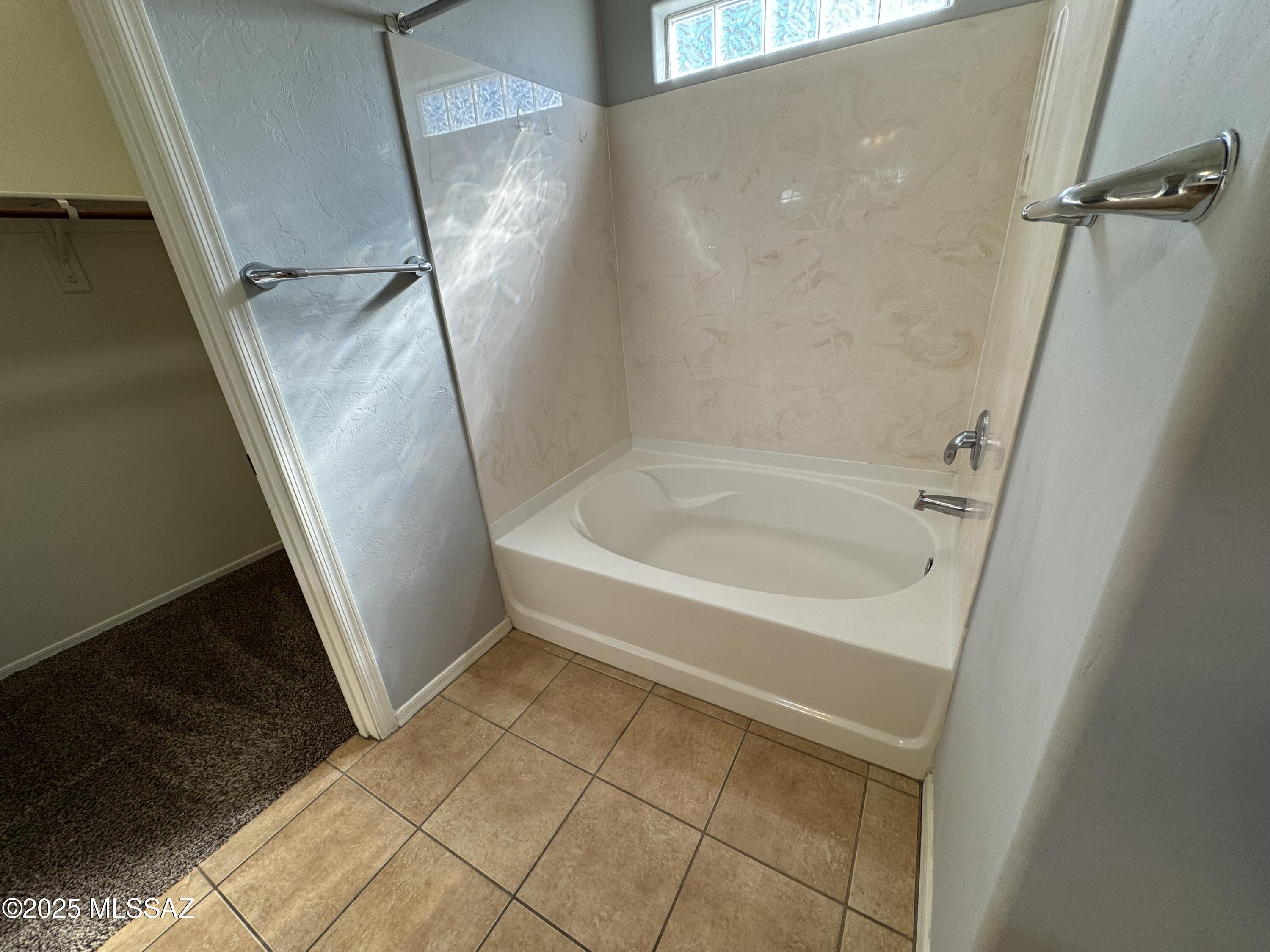 Vista Montana Estates - Residential Lease