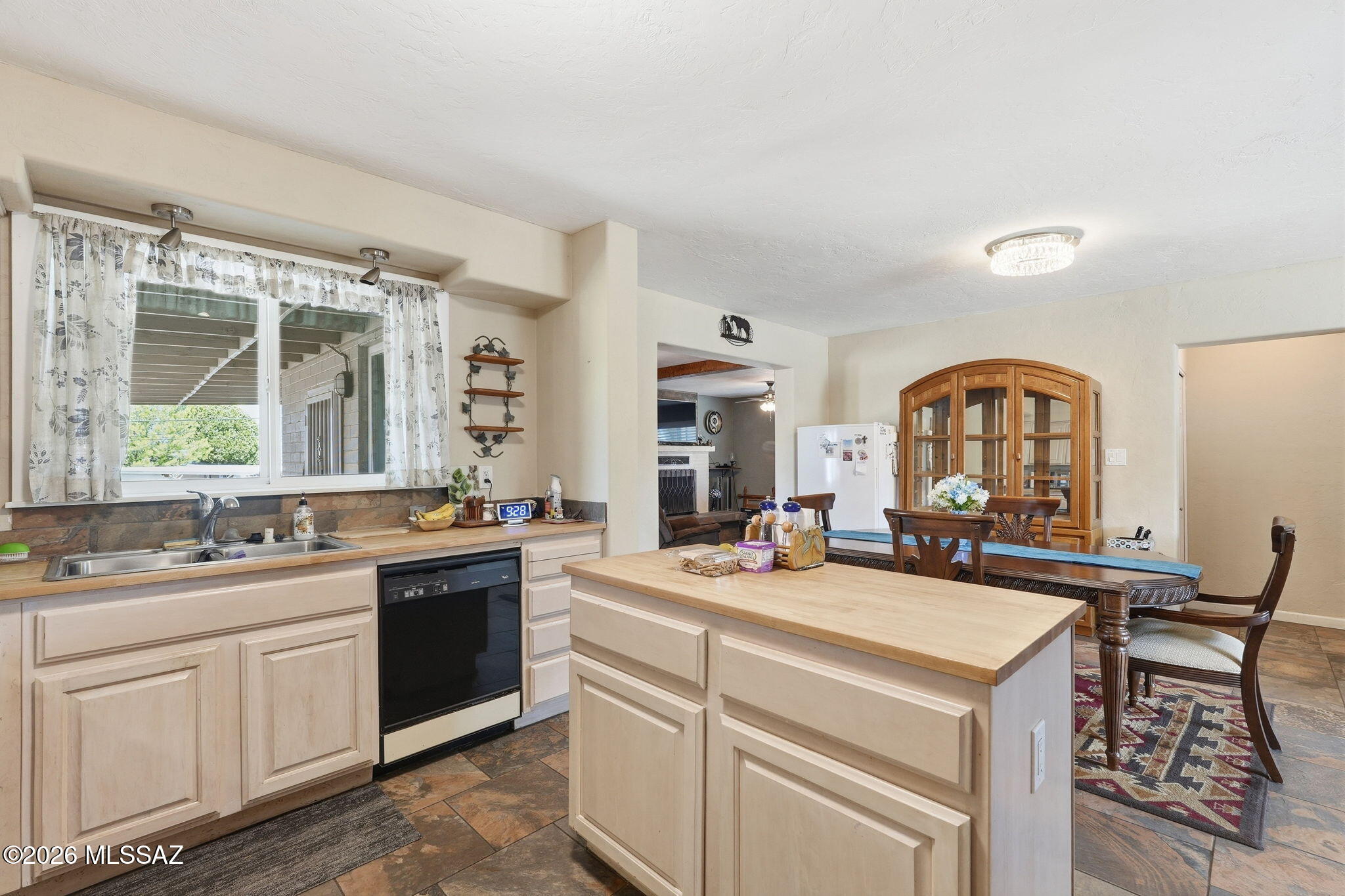 Oracle Village Estates - Residential