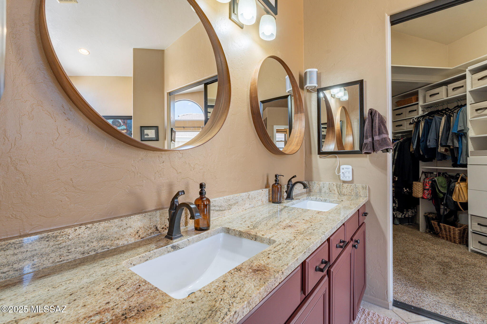 Desert Vista (1-205) - Residential Lease