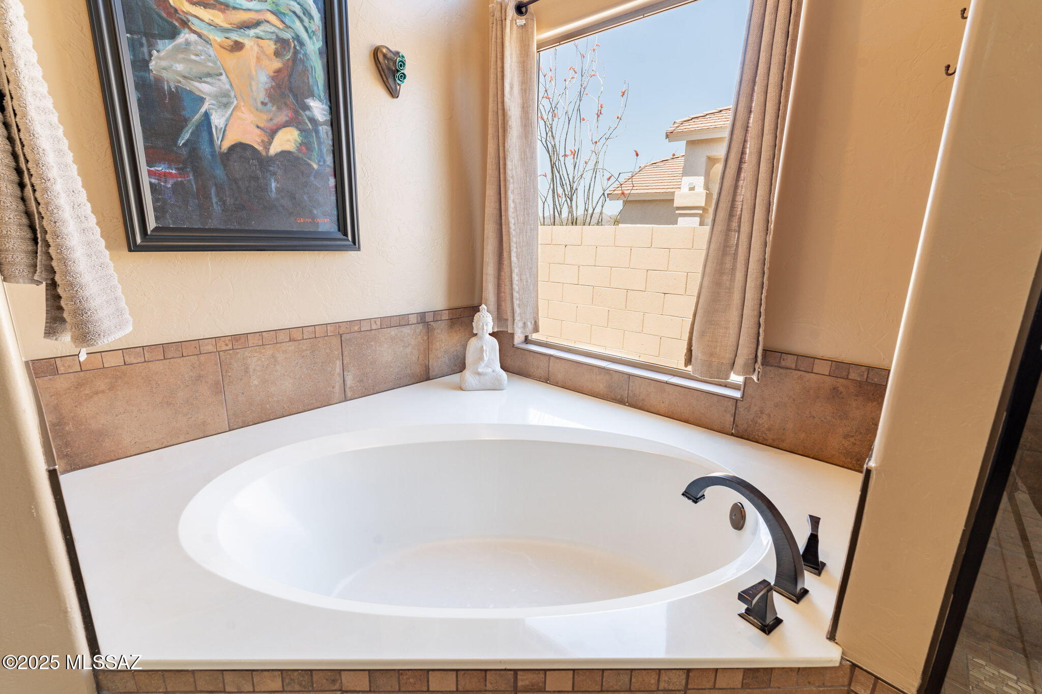 Desert Vista (1-205) - Residential Lease