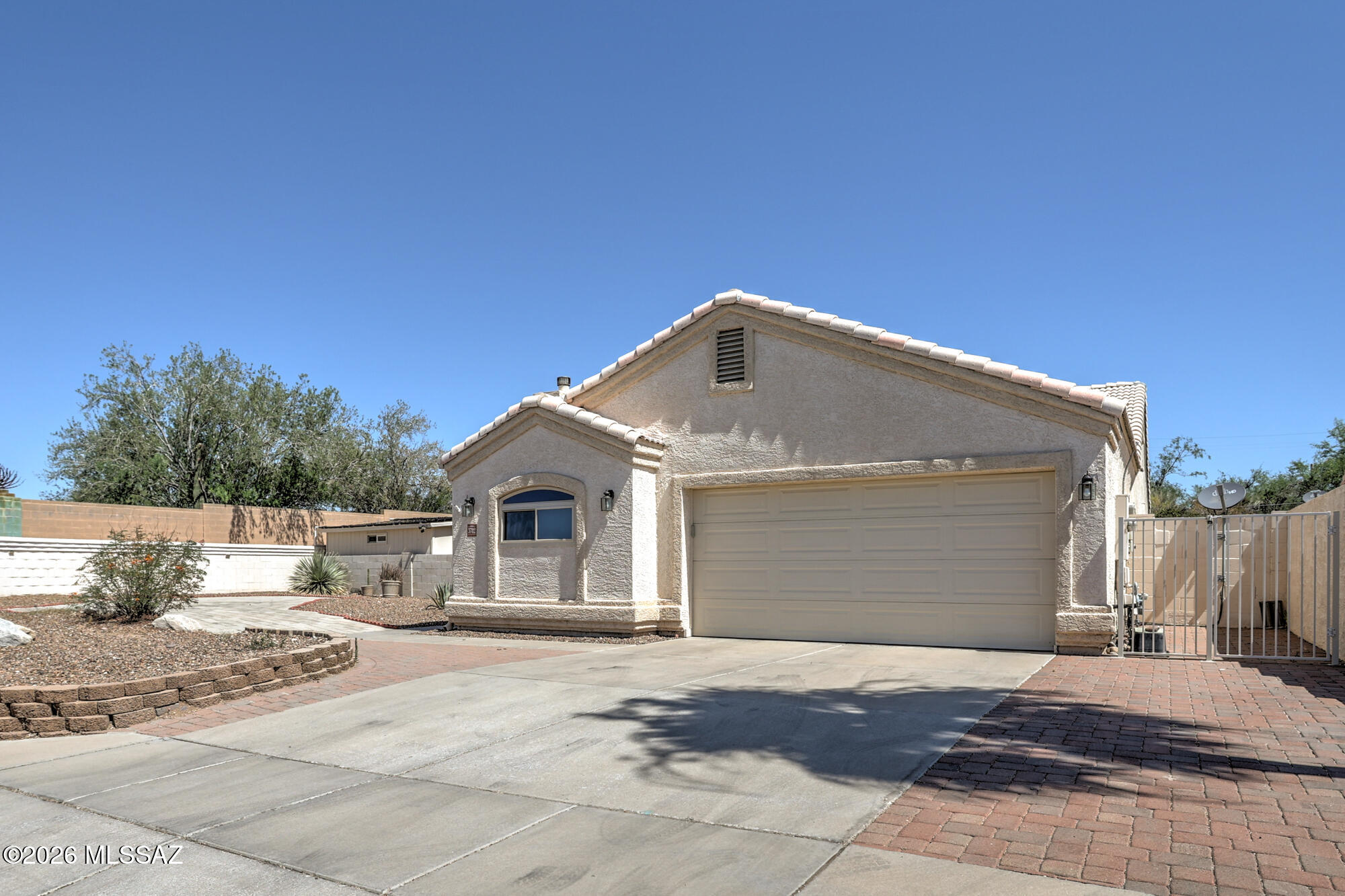 Thornydale Terrace(1-104) - Residential