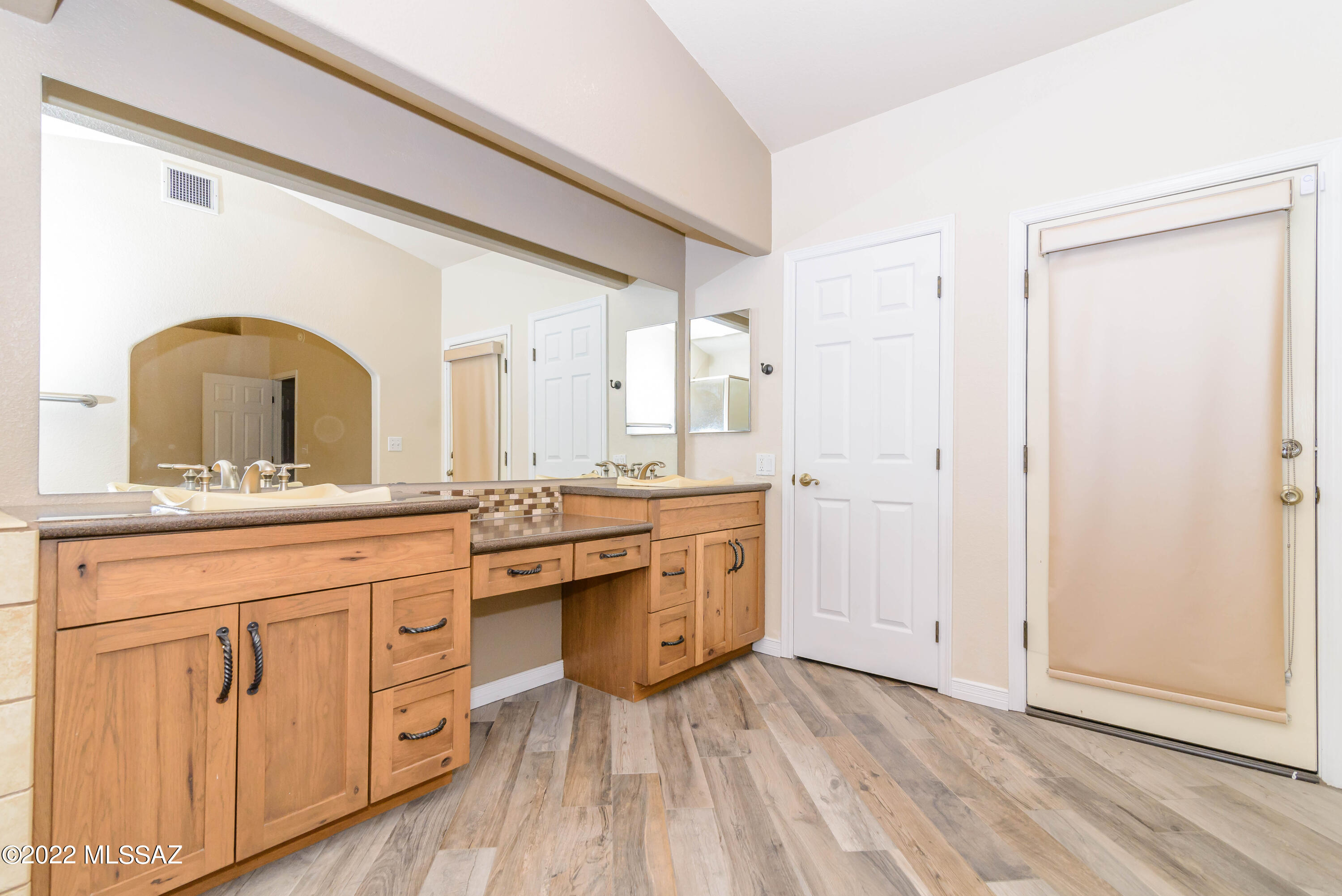 Richmond Place (1-63) - Residential Lease