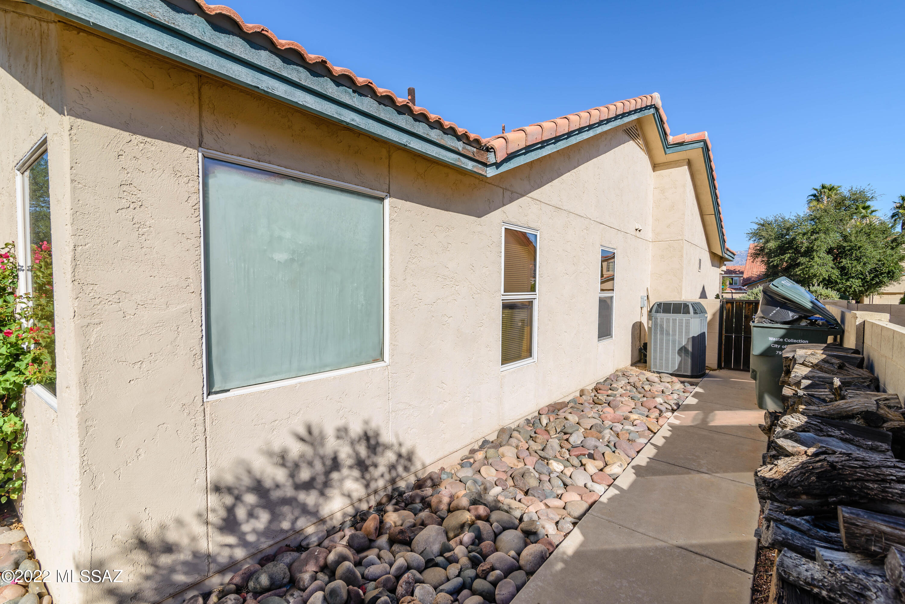Richmond Place (1-63) - Residential Lease