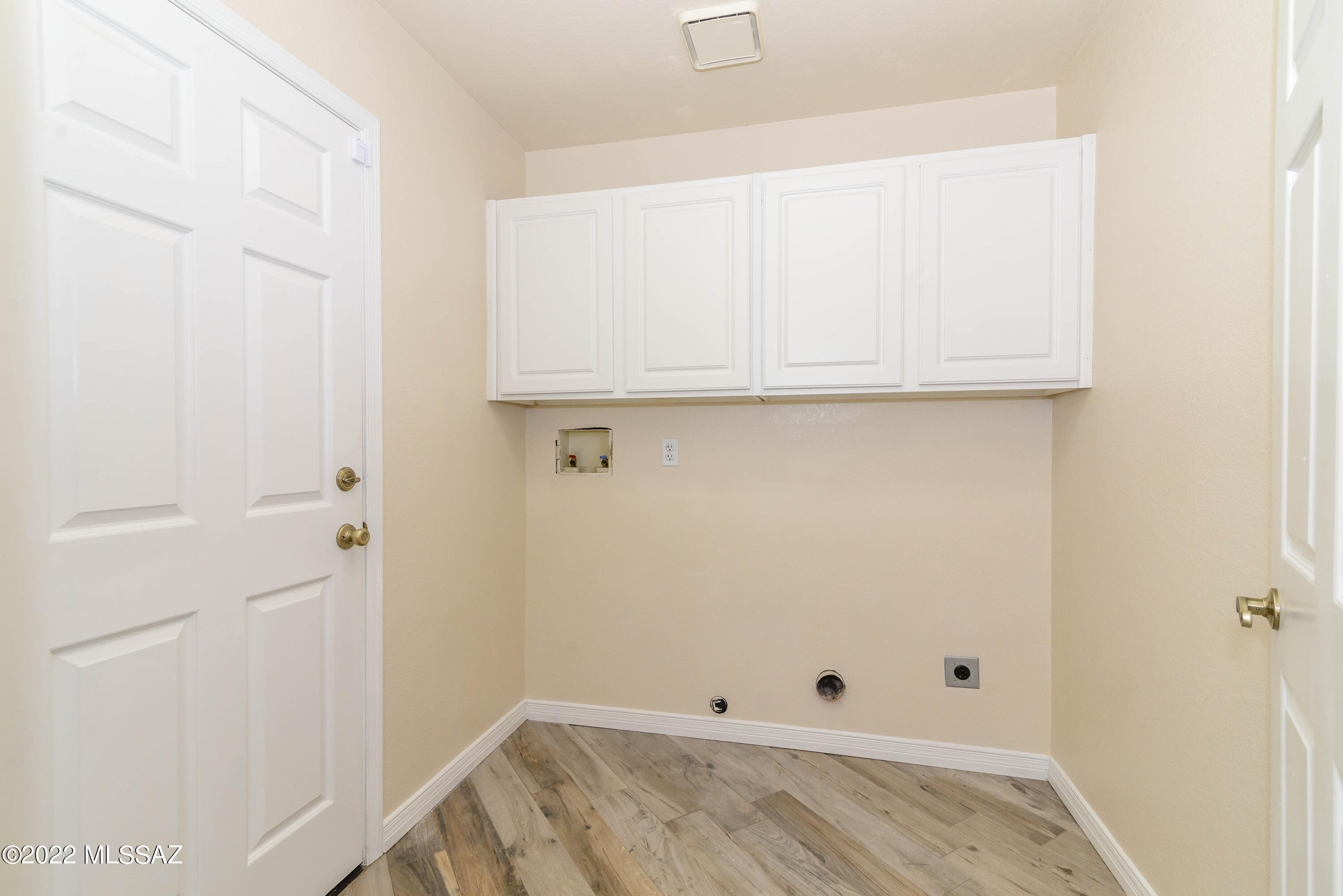 Richmond Place (1-63) - Residential Lease