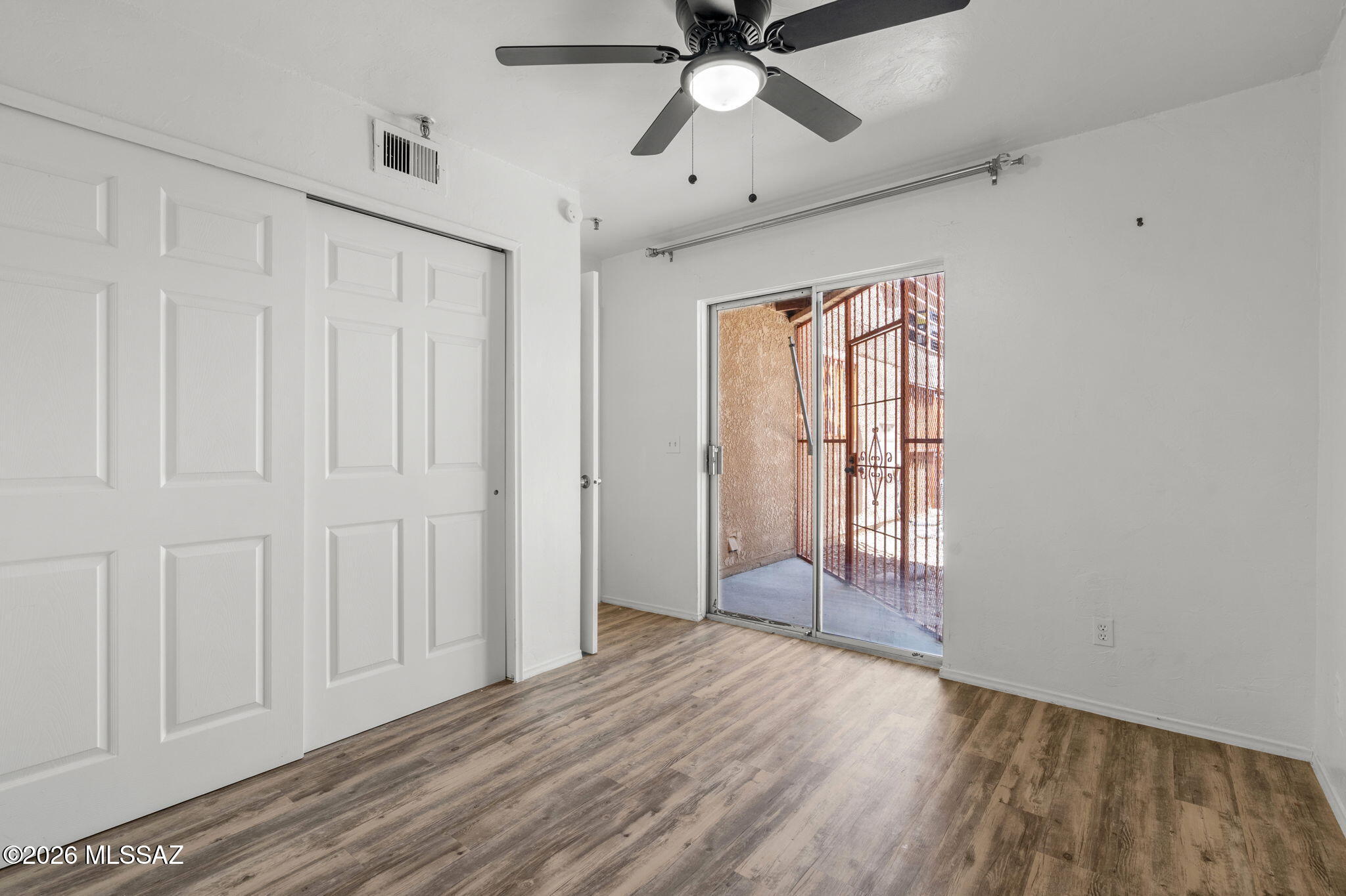 La Vida - Residential