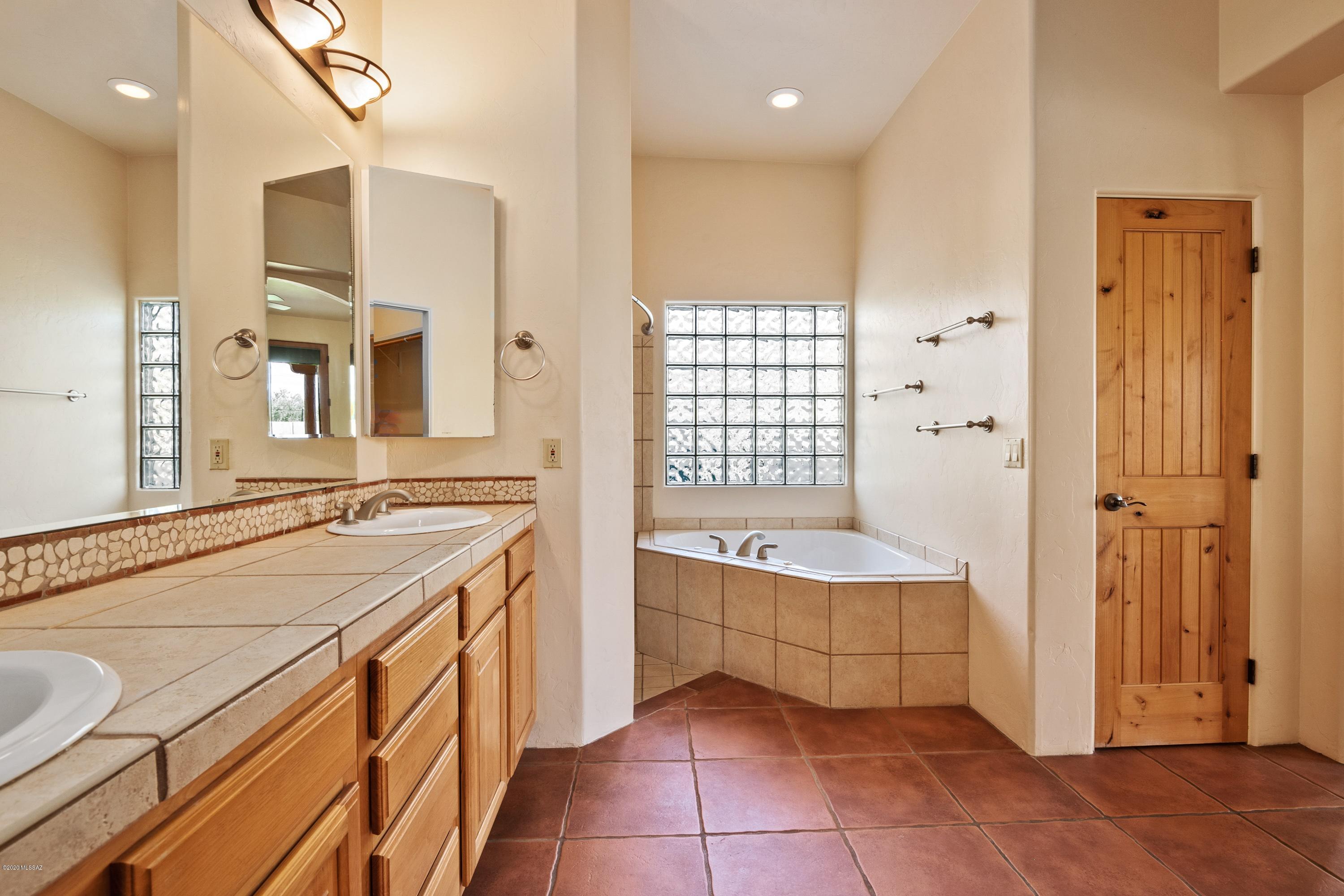 Rancho Camino Palo Verde (1-39) - Residential Lease