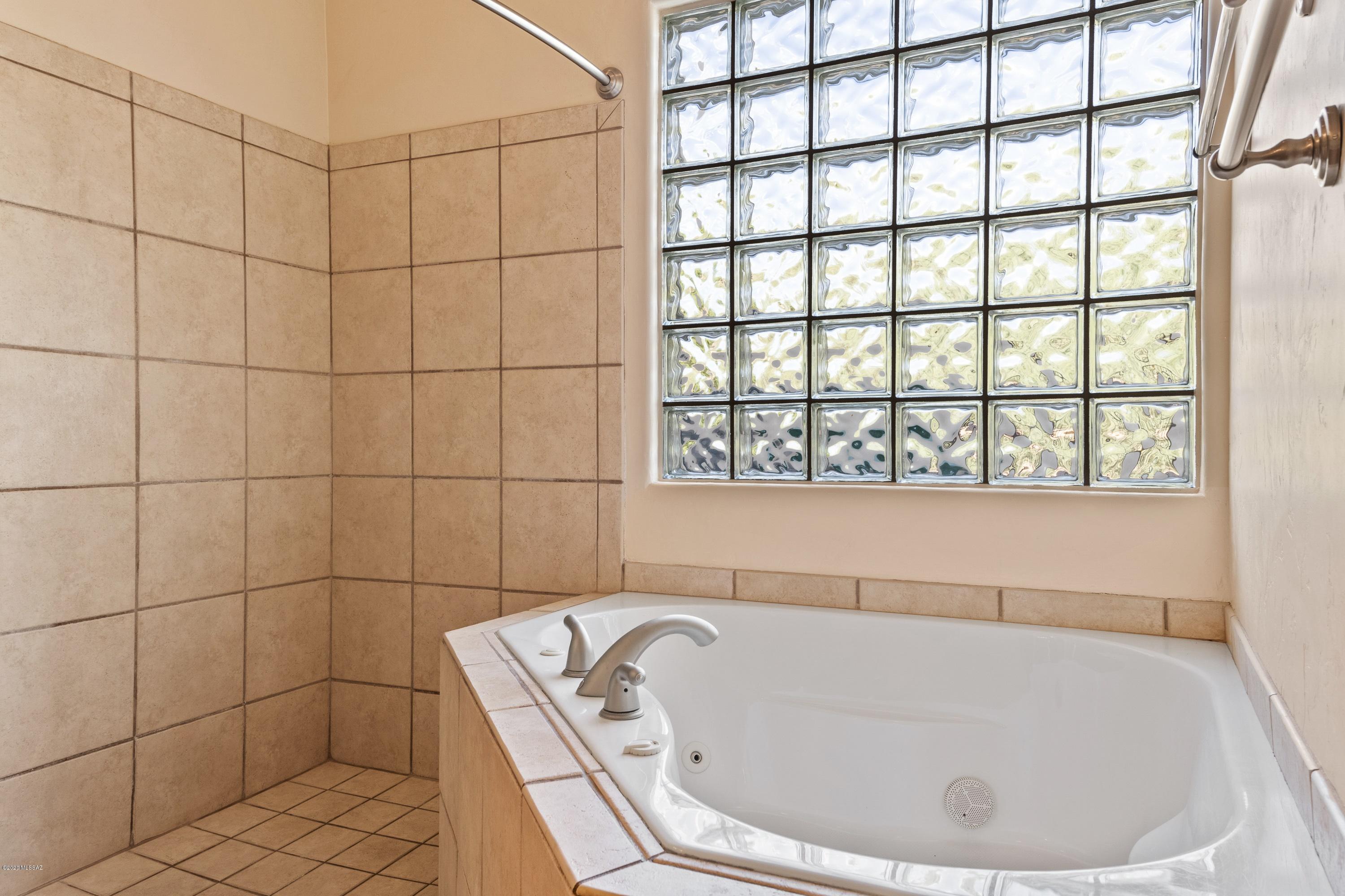 Rancho Camino Palo Verde (1-39) - Residential Lease