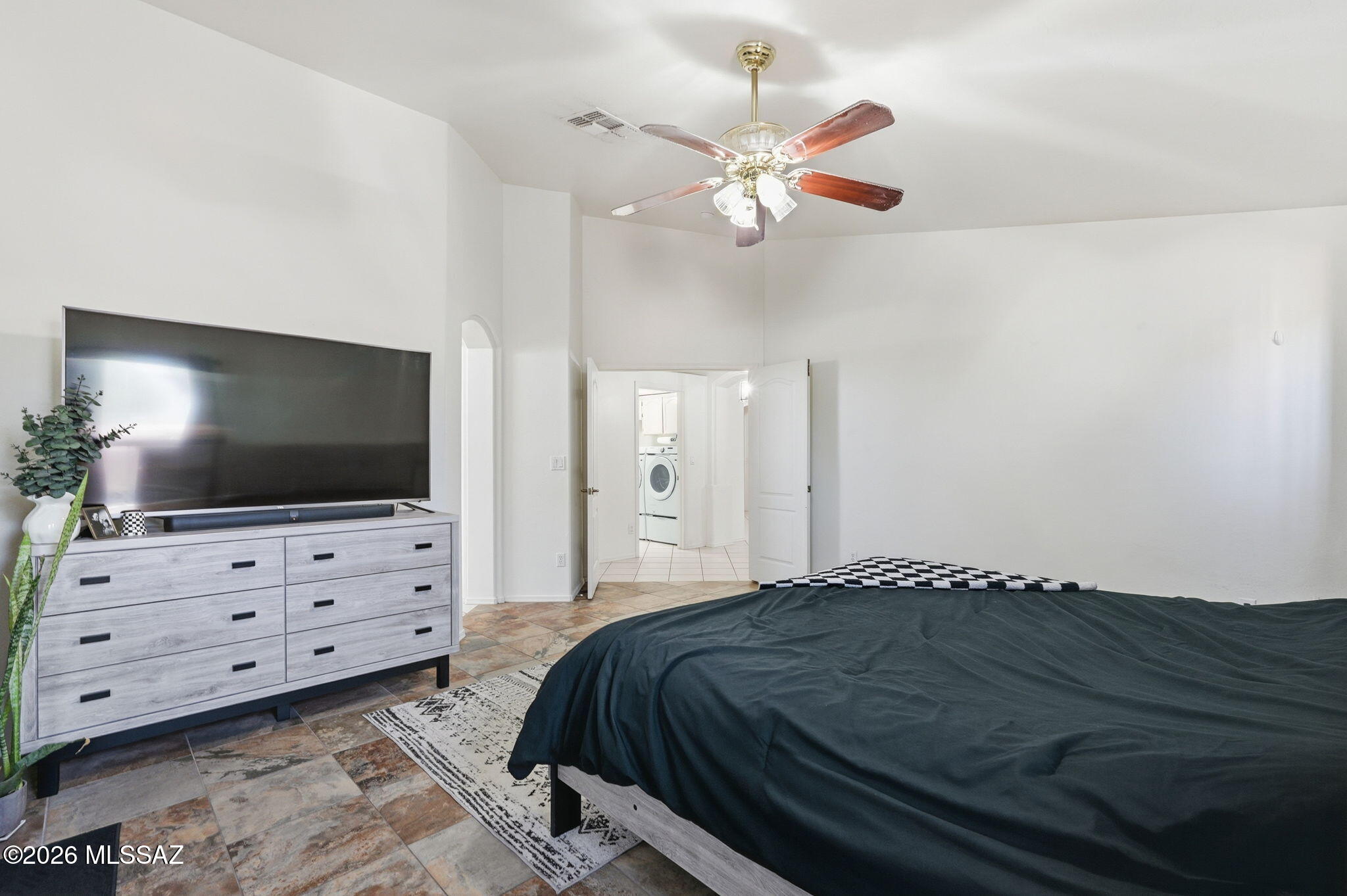 Colonias La Canada (83-219) - Residential