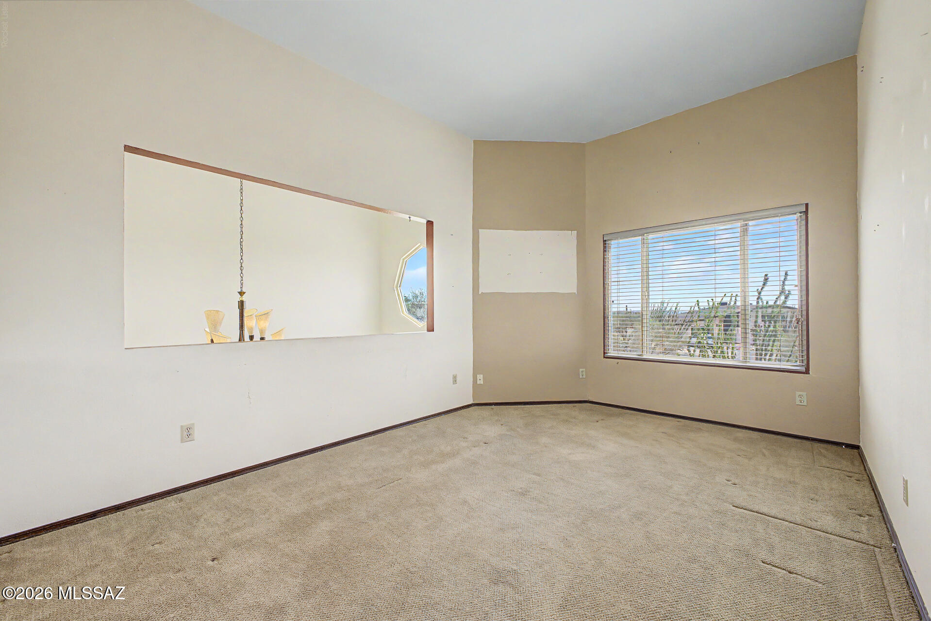 Shadow Roc (1-80) - Residential