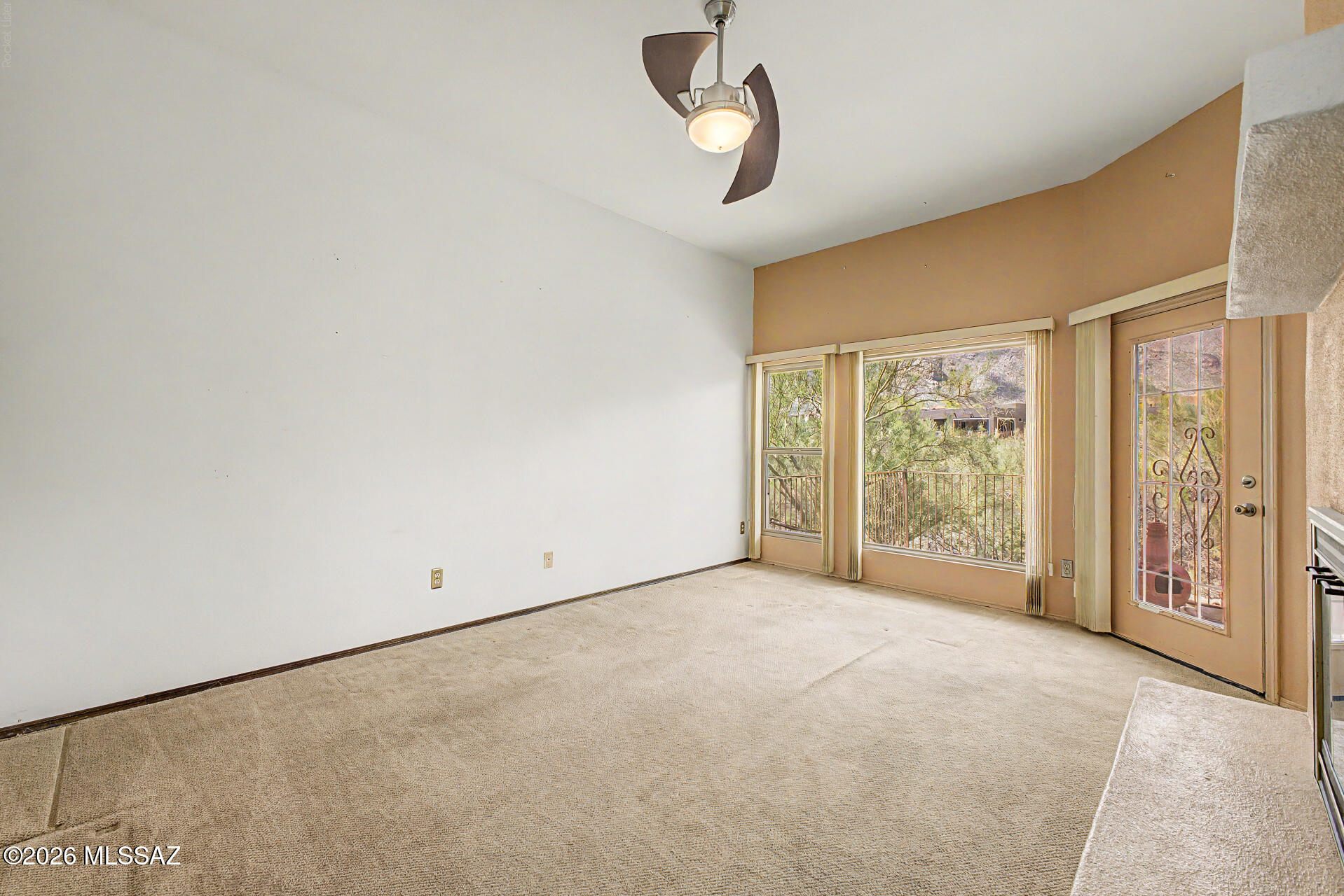 Shadow Roc (1-80) - Residential