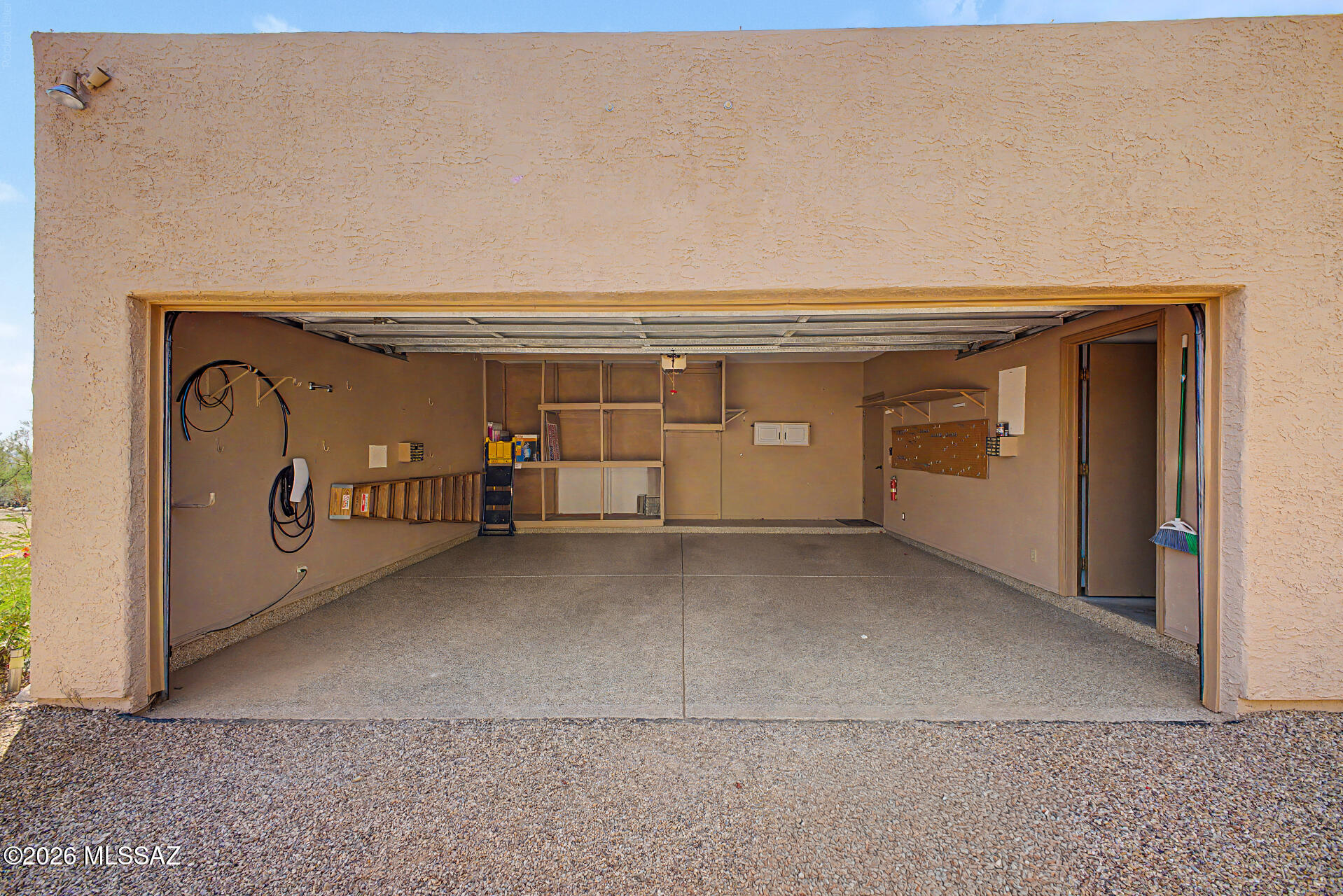 Shadow Roc (1-80) - Residential