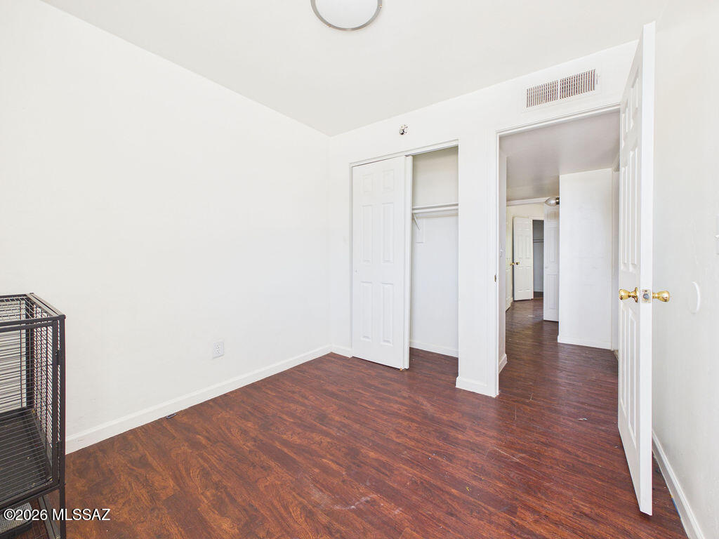 Villas Delmoral (1-23) - Residential