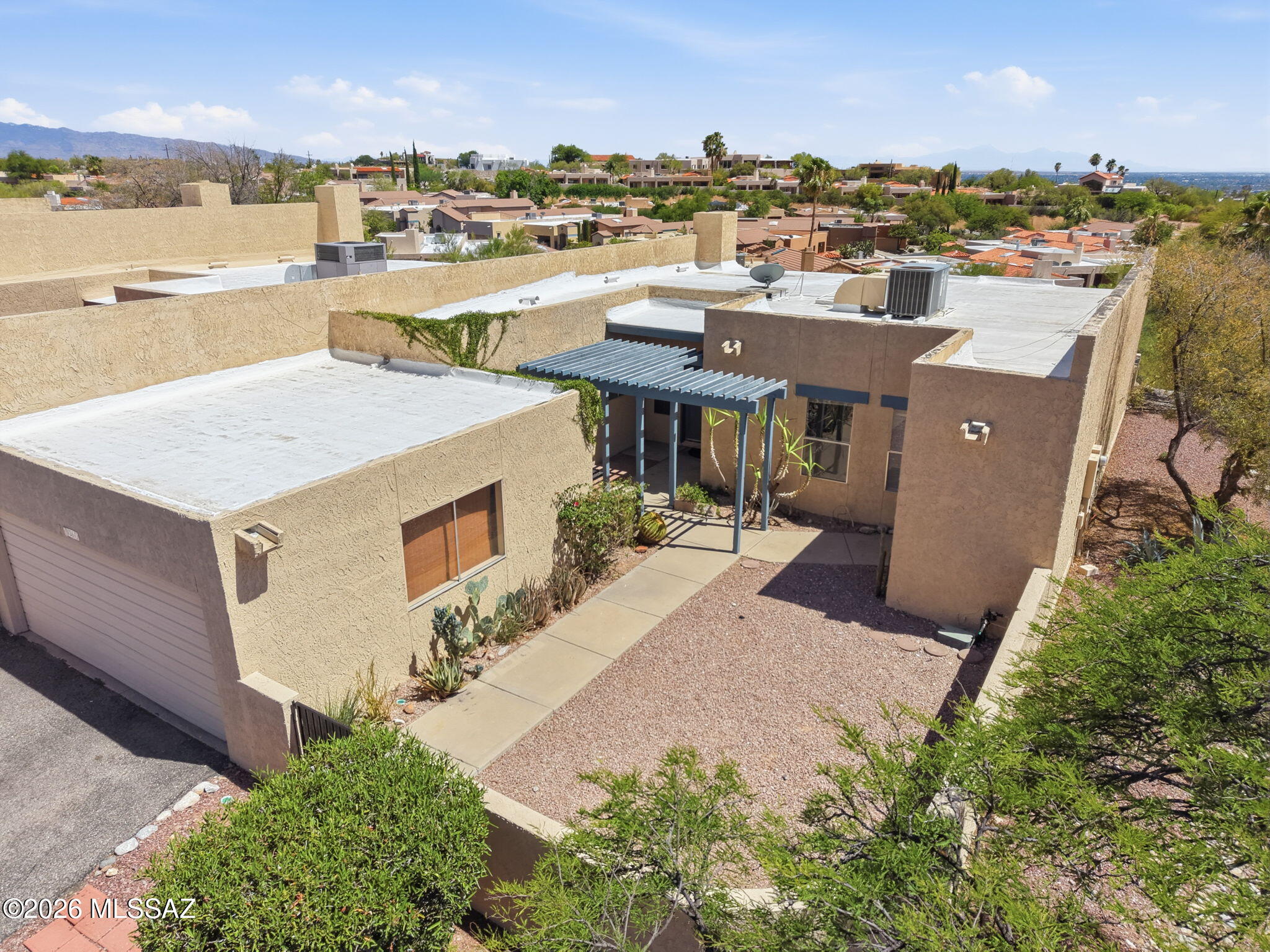 Viewpoint II Townhouses - Residential