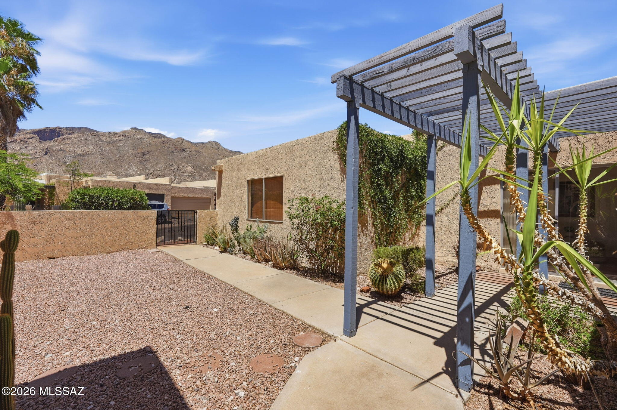 Viewpoint II Townhouses - Residential