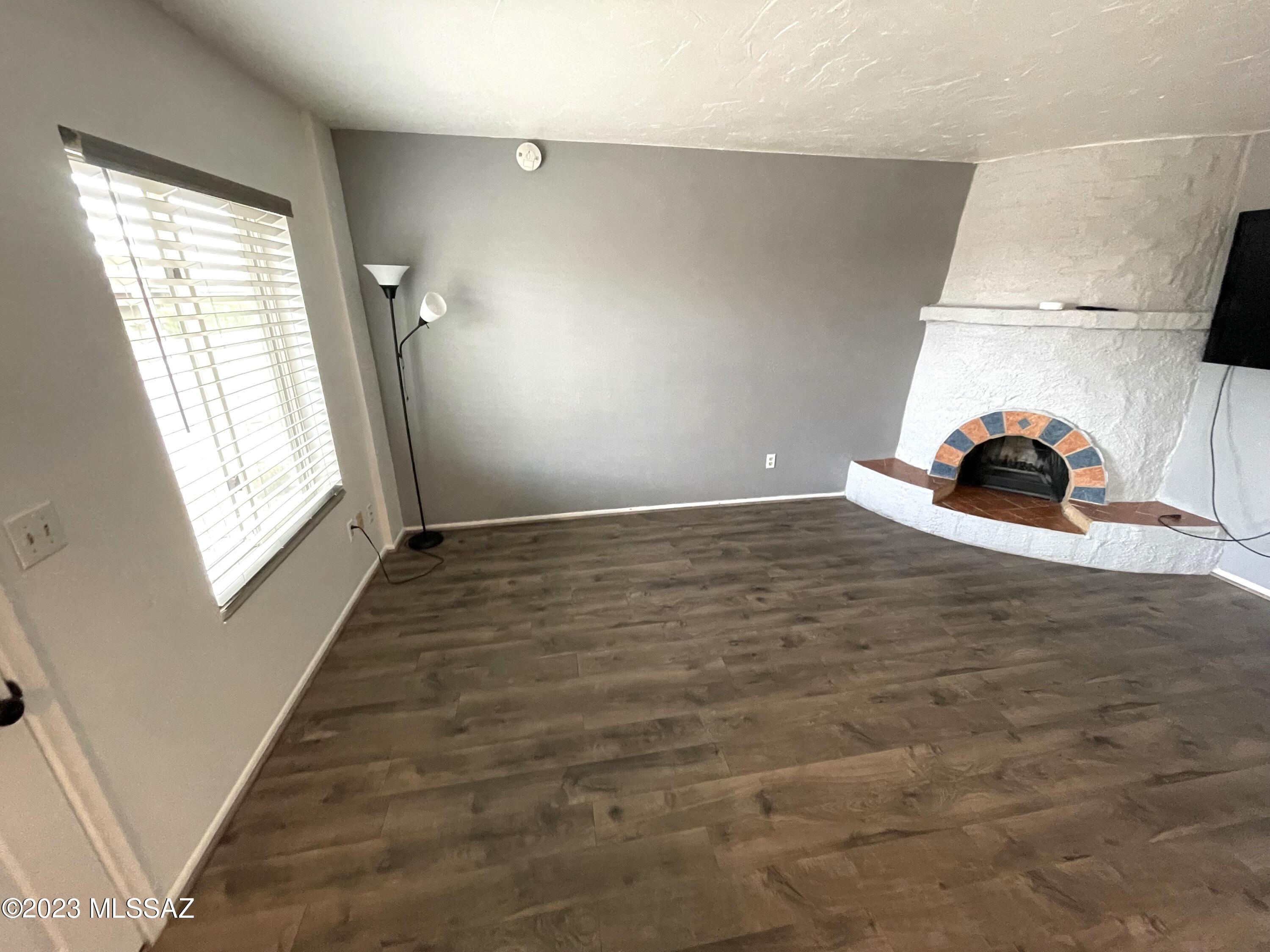 Casitas Del Valle II (1-34) - Residential Lease