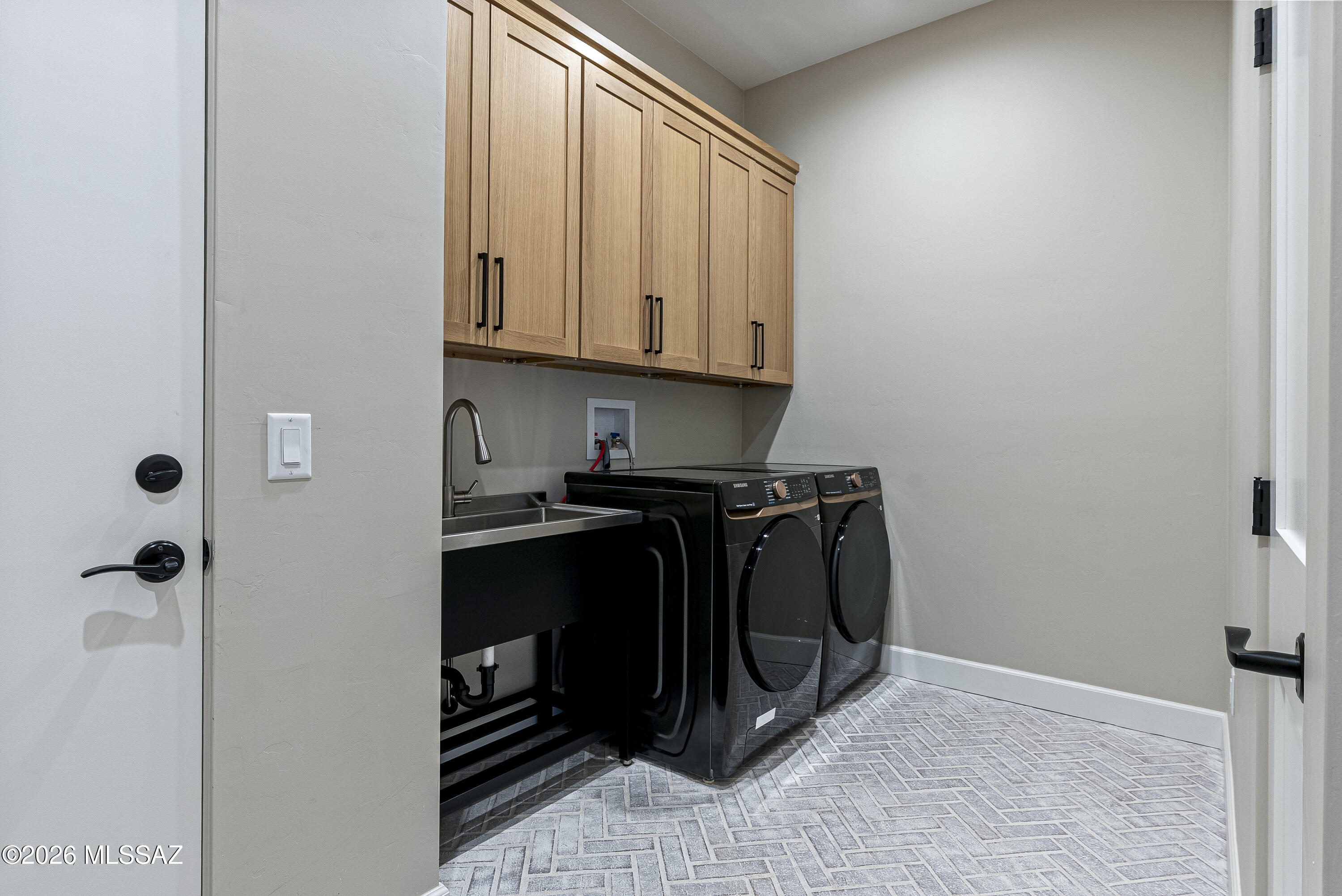 Unsubdivided - Residential