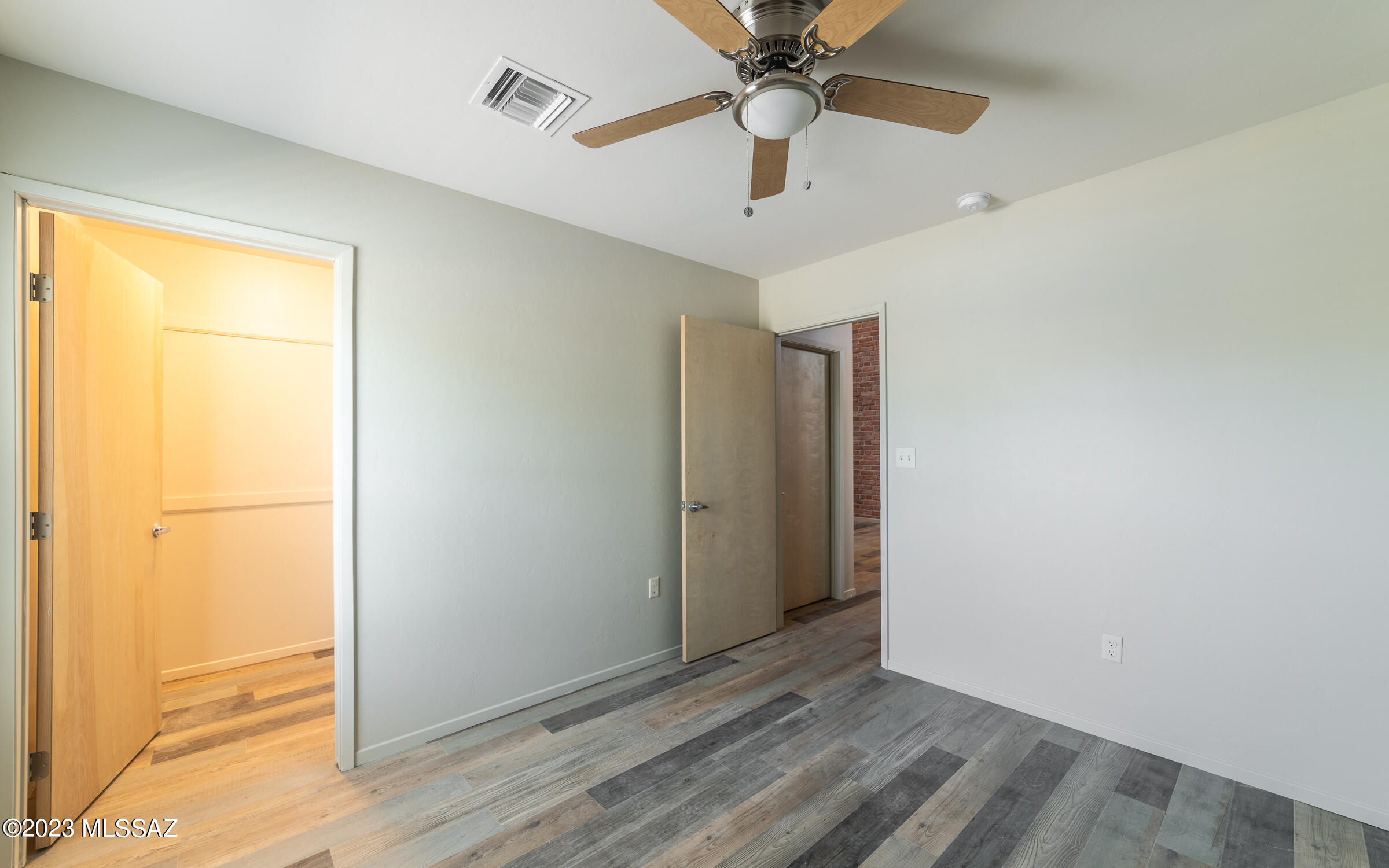 Unsubdivided - Residential Lease
