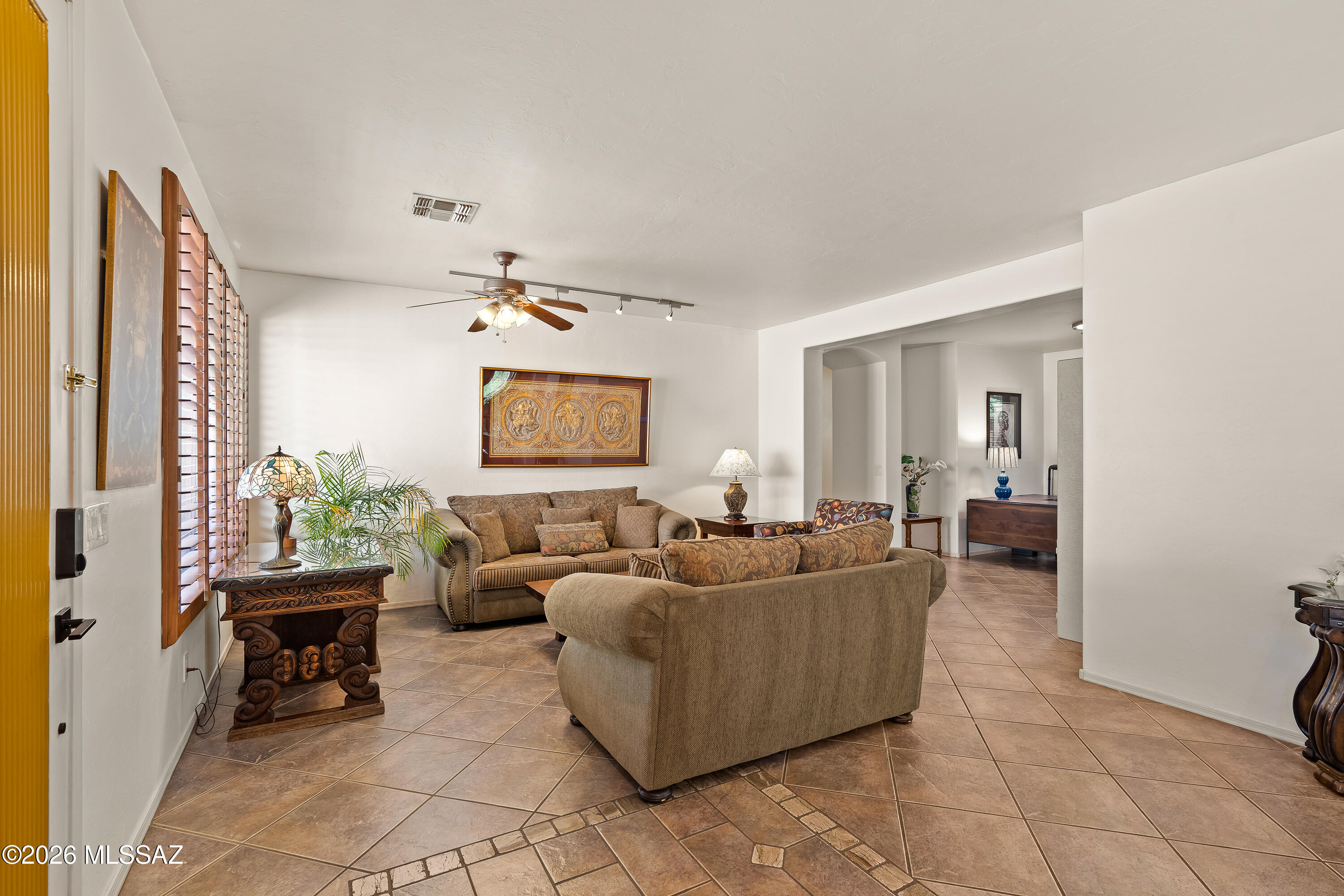 Hacienda Del Rio (1-118) - Residential