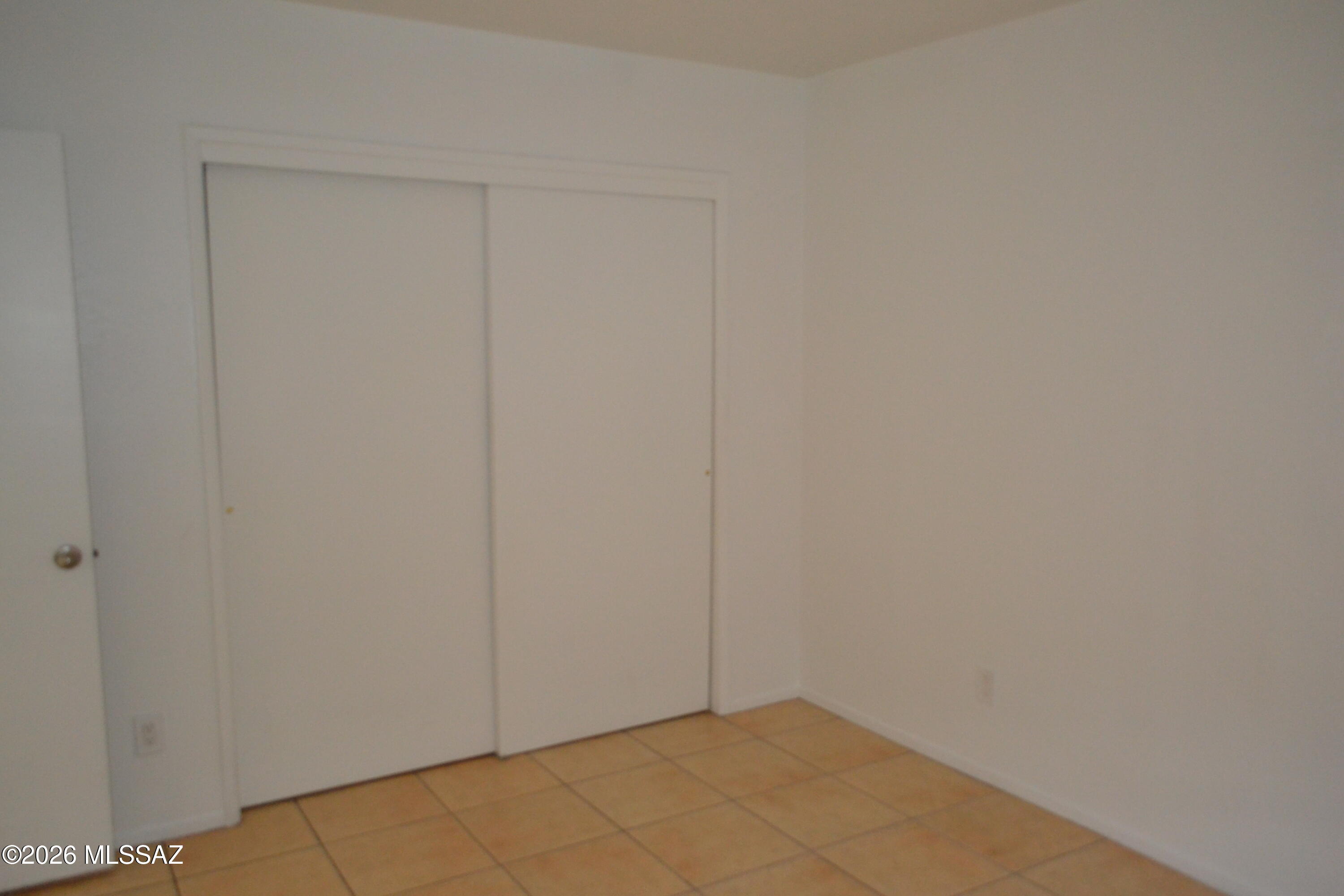Craycroft - Residential Lease