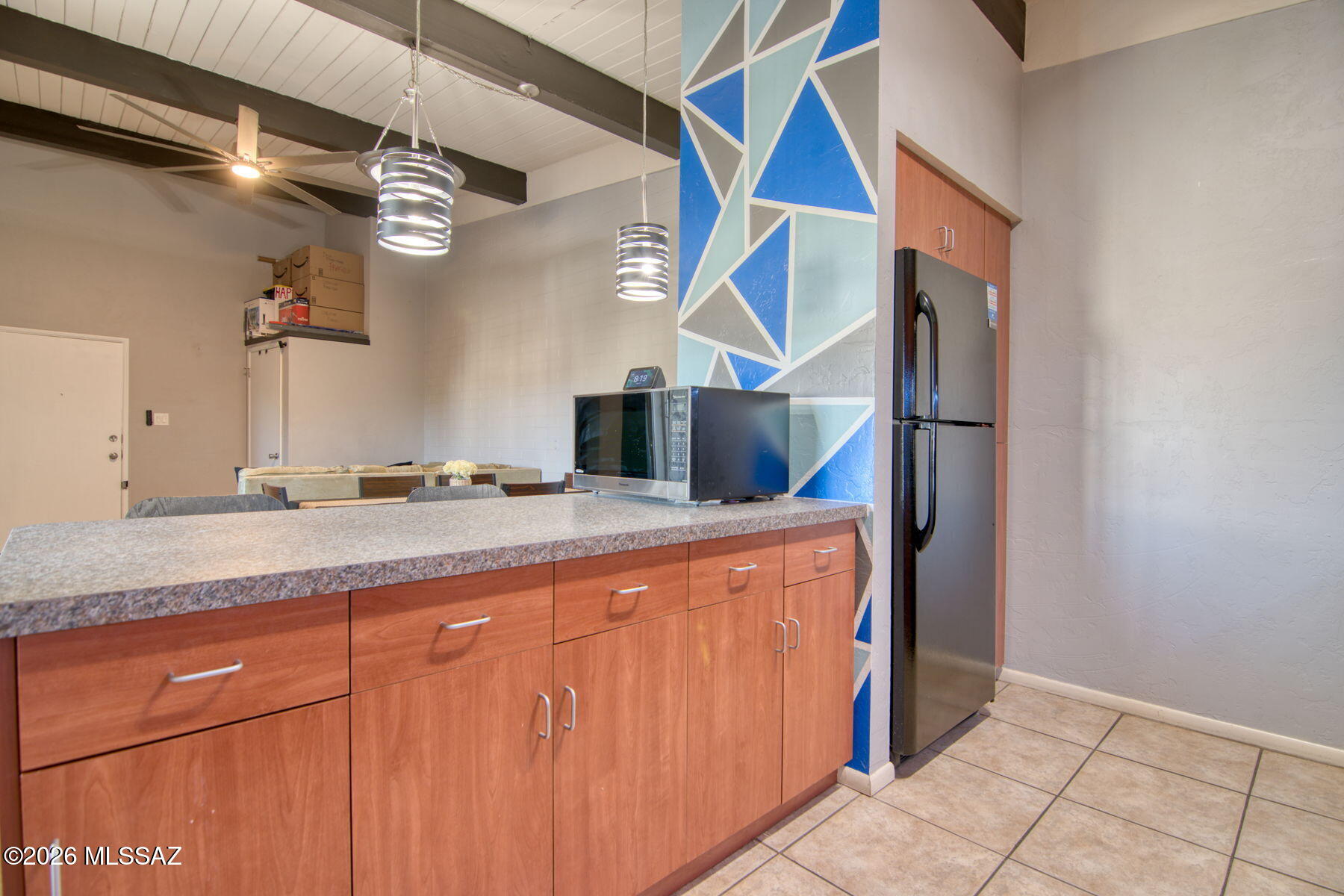 Royal Alvernon Condos. - Residential