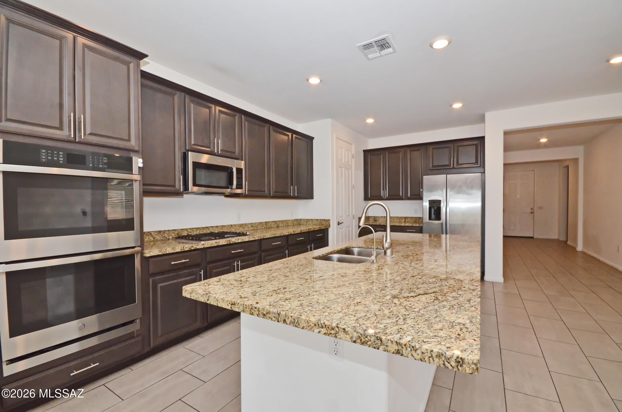 The Vistas At Rincon Knolls SQ20152600506 - Residential