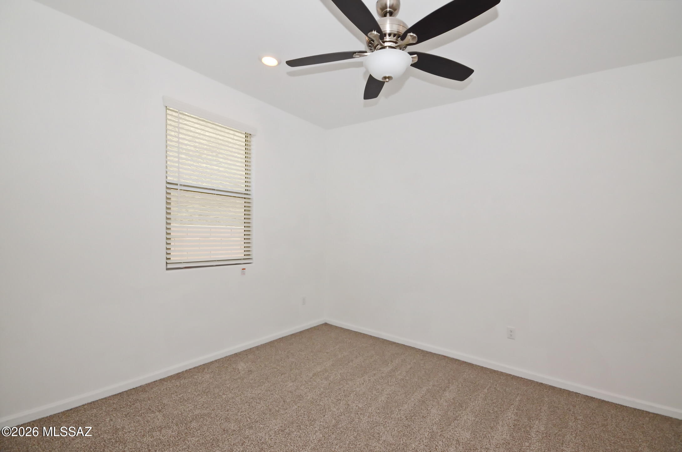 The Vistas At Rincon Knolls SQ20152600506 - Residential