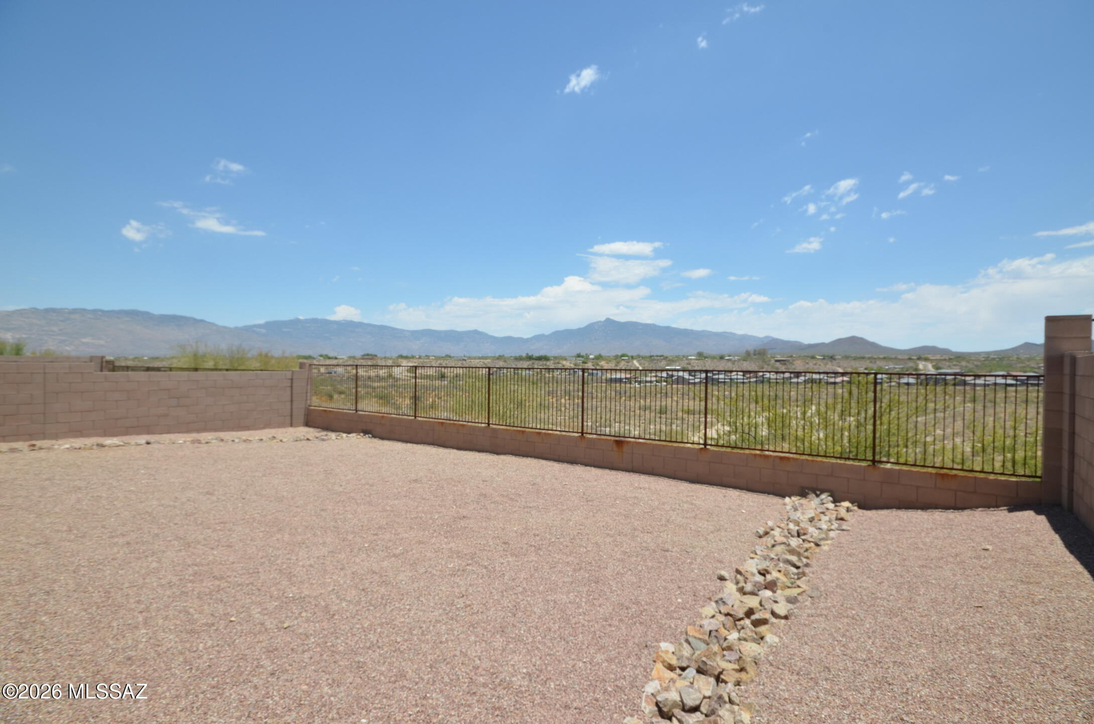 The Vistas At Rincon Knolls SQ20152600506 - Residential