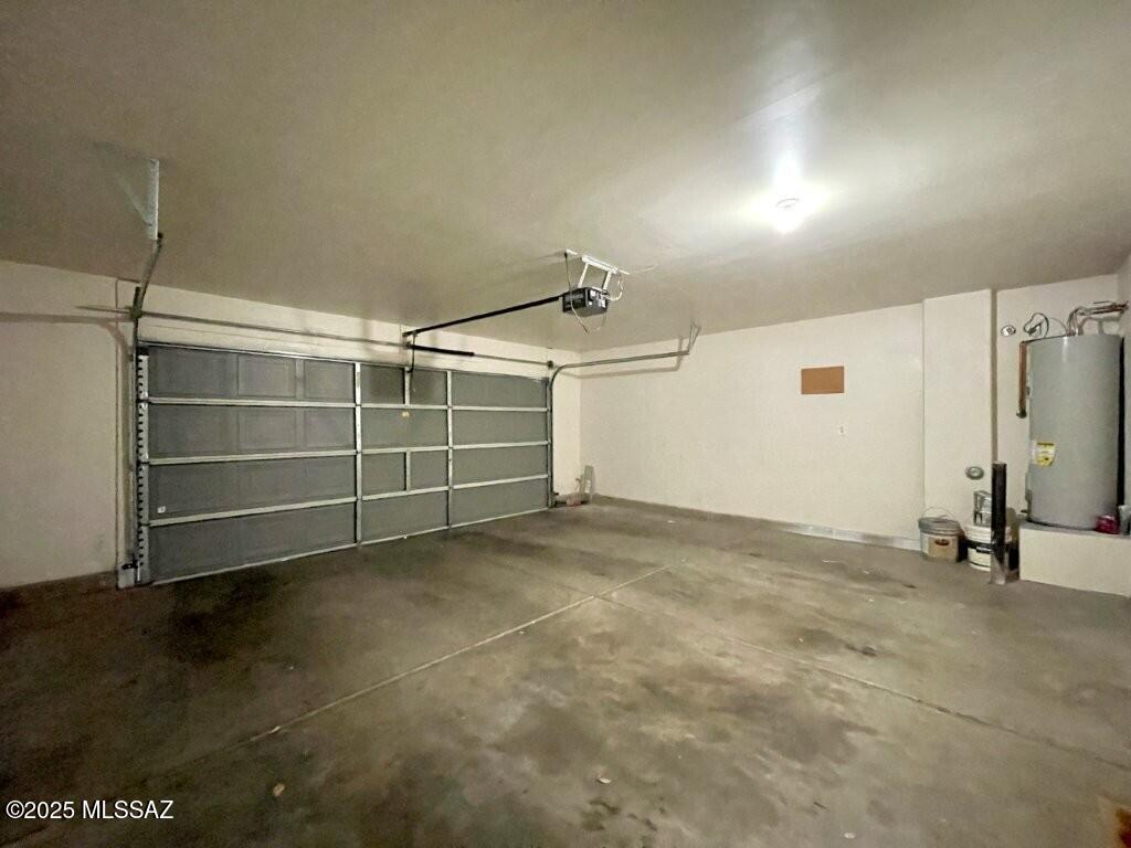 Catalina Vistas - Residential Lease