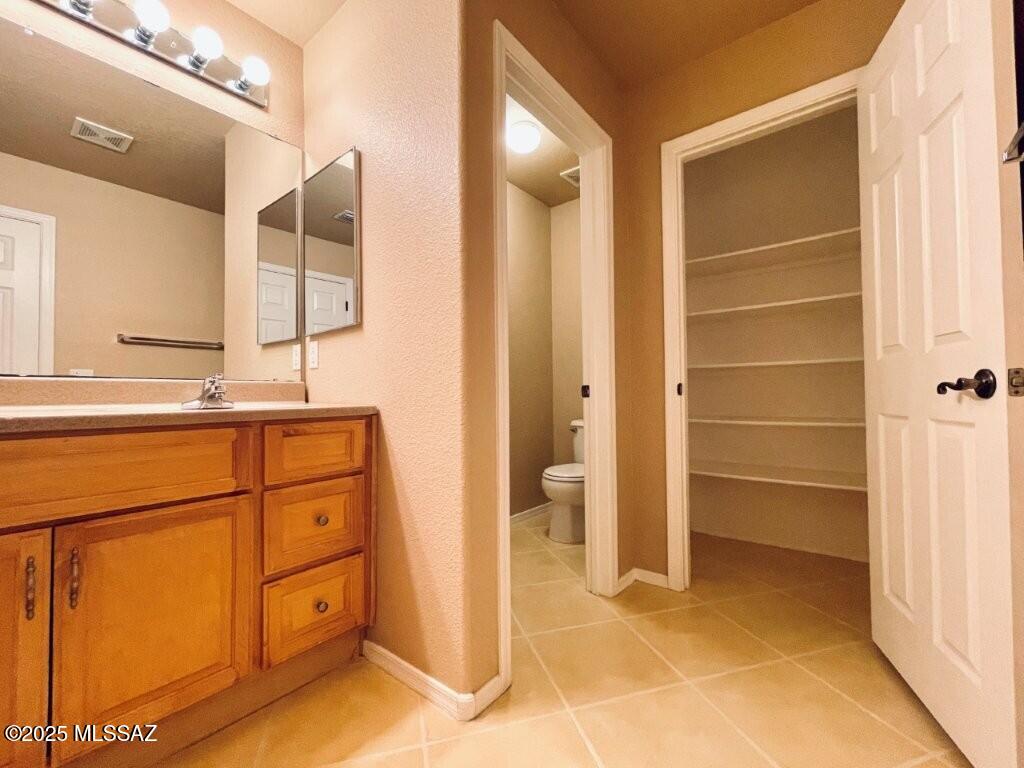 Catalina Vistas - Residential Lease