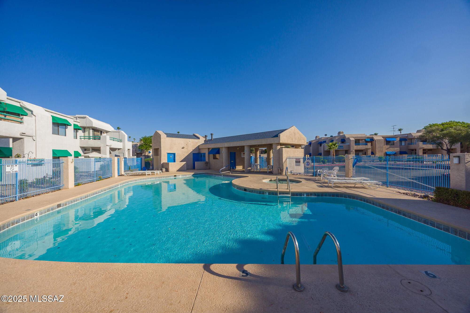 Summertree Condominiums (1-224) - Residential