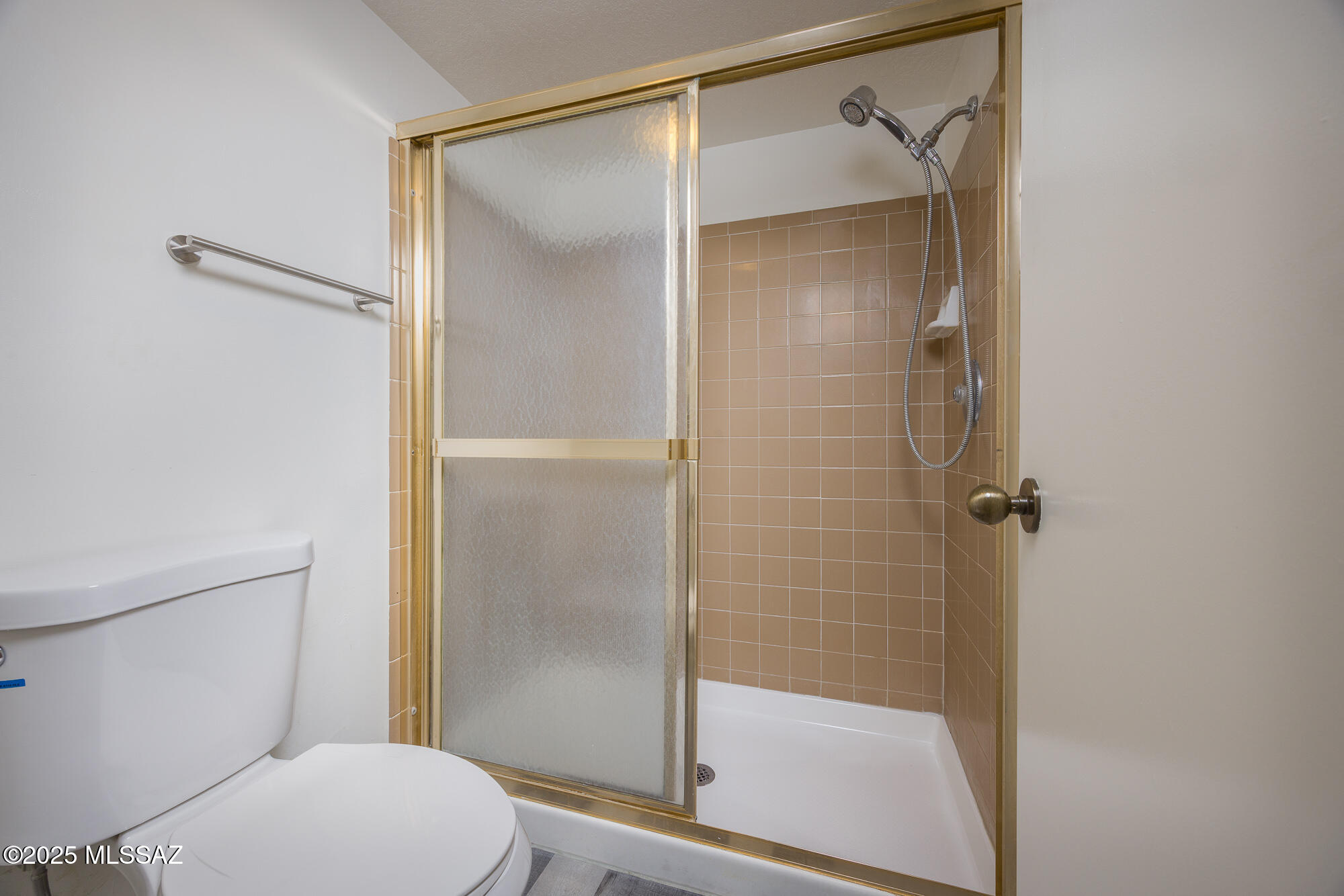 Summertree Condominiums (1-224) - Residential