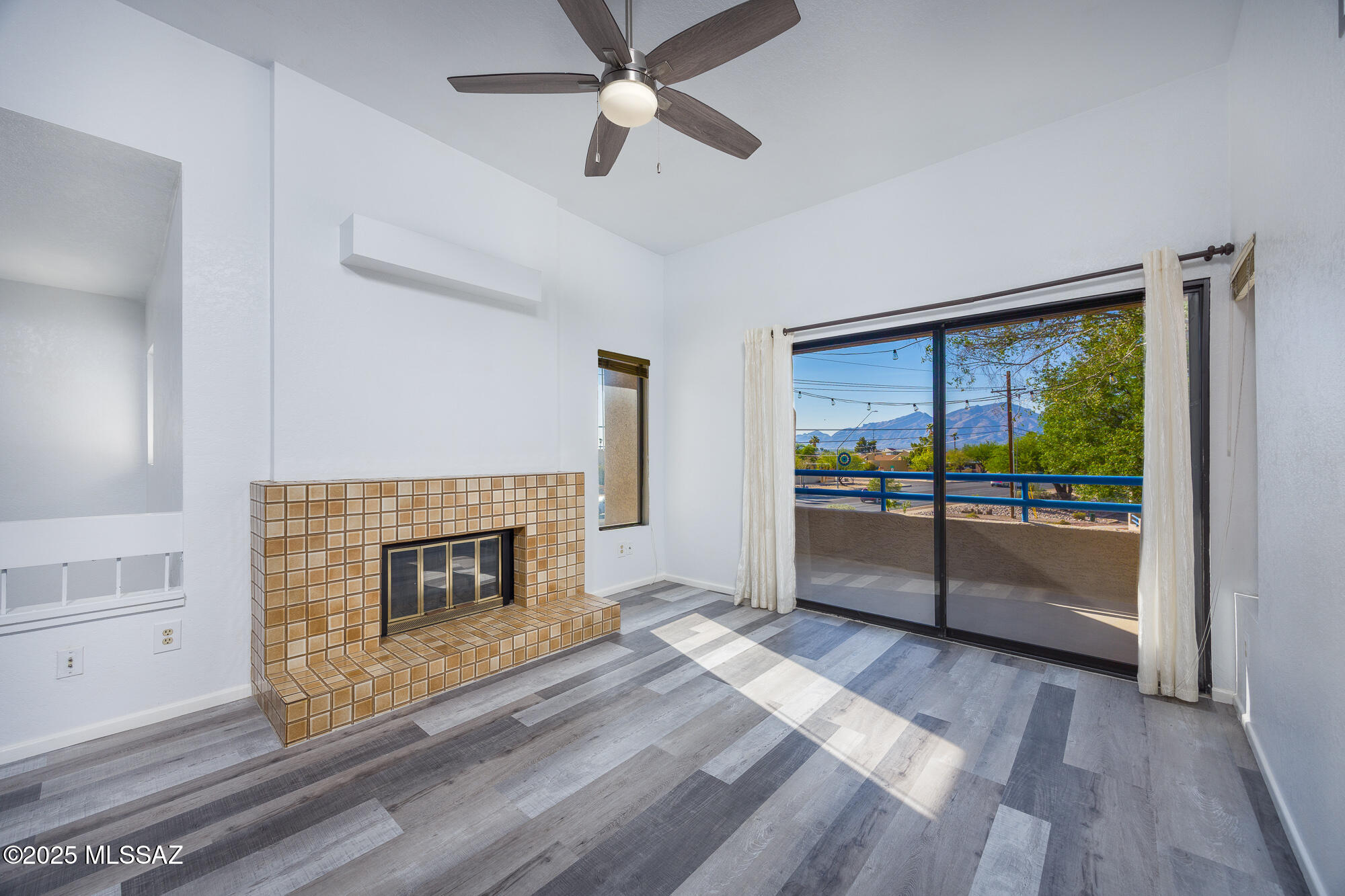 Summertree Condominiums (1-224) - Residential