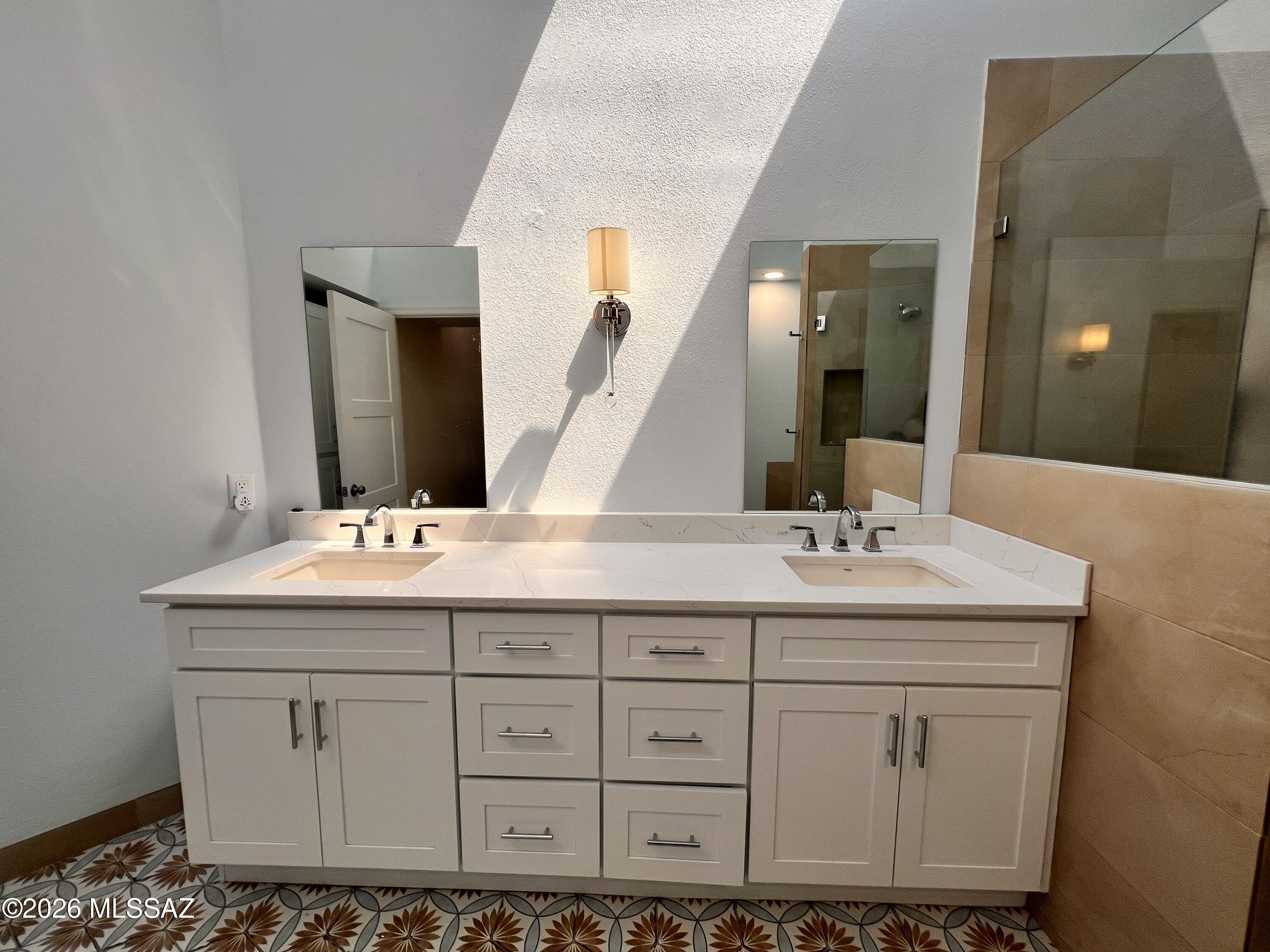 Ventana Serena (1-46) - Residential Lease
