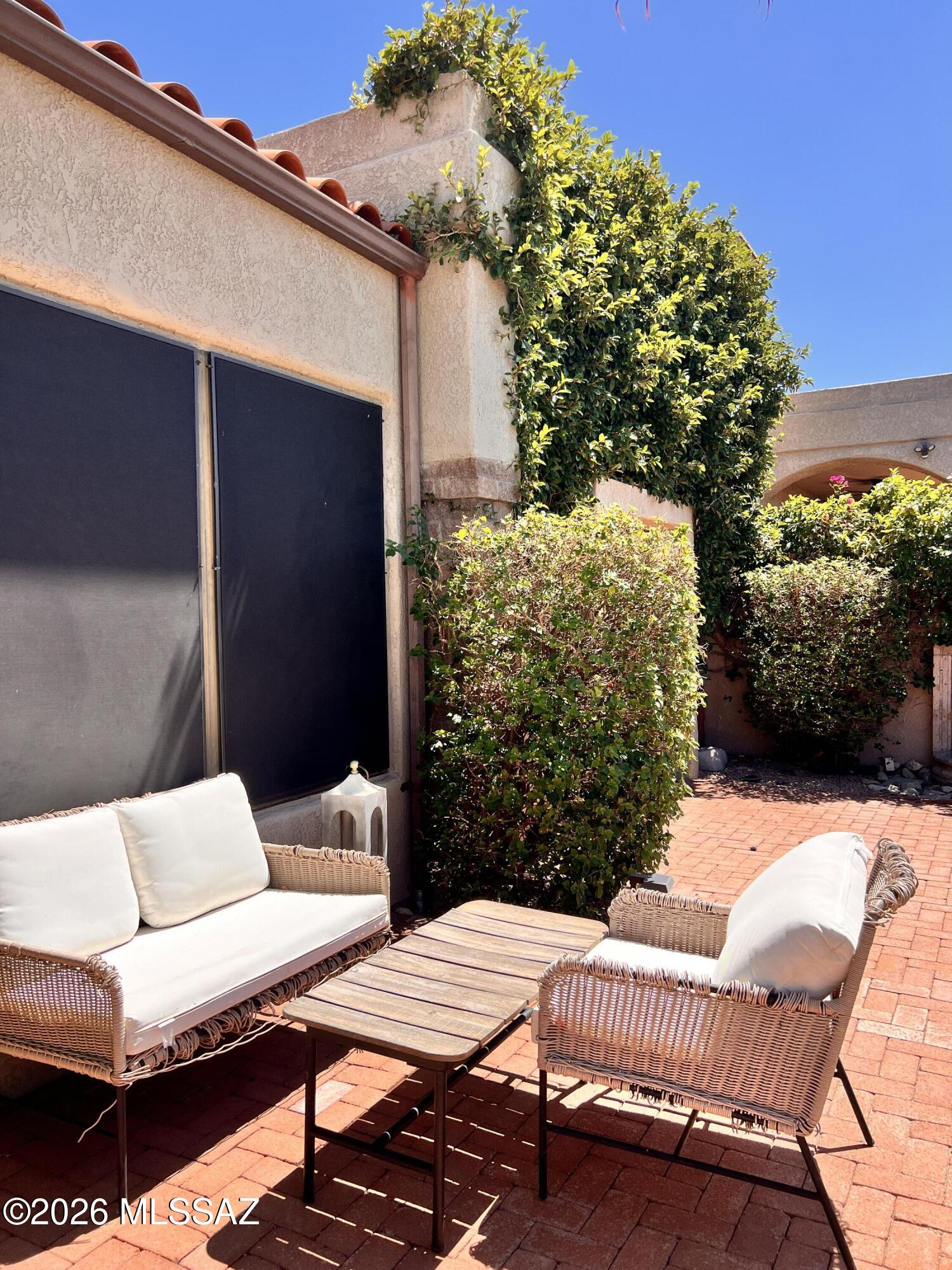 Ventana Serena (1-46) - Residential Lease