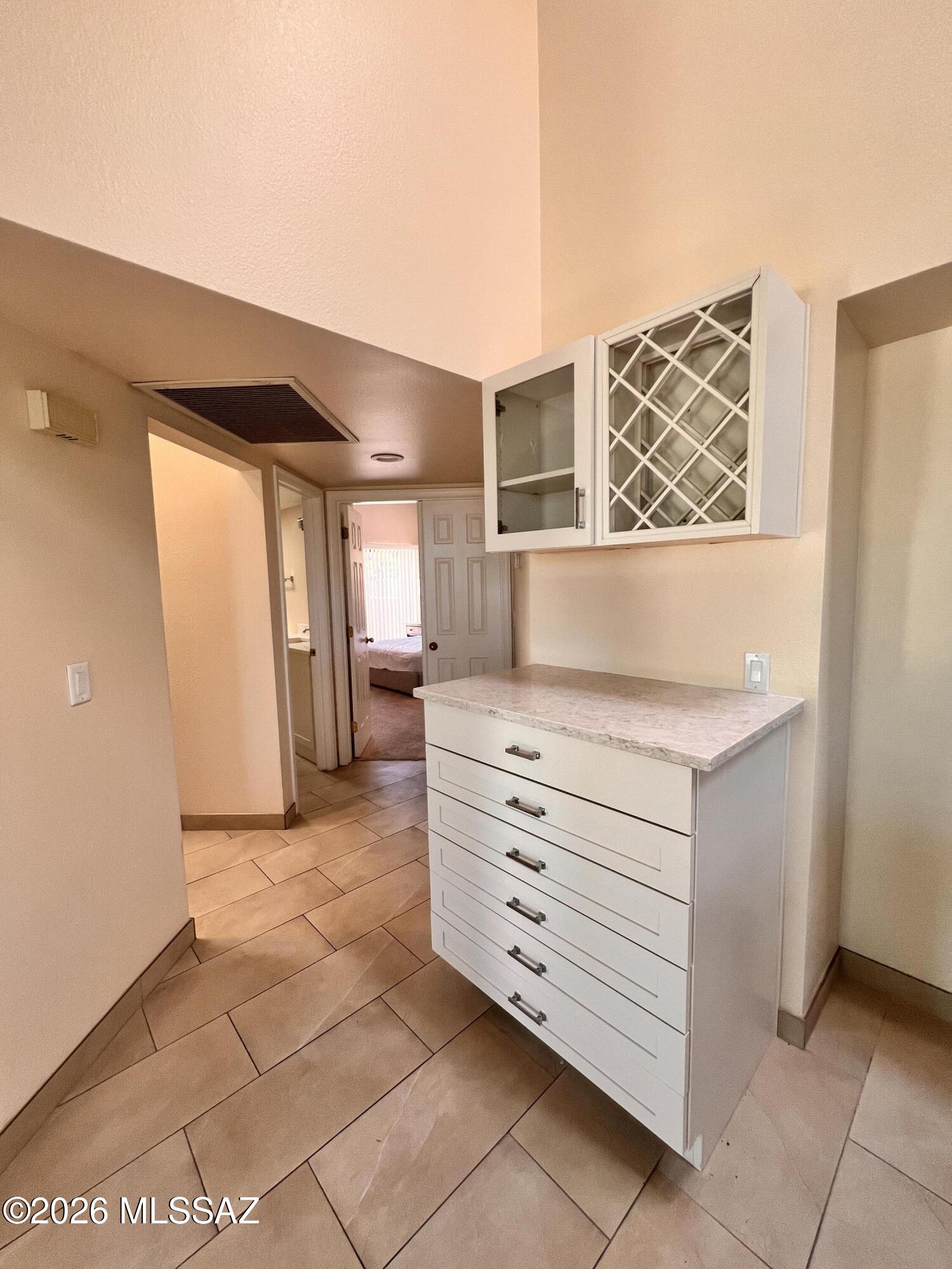 Ventana Serena (1-46) - Residential Lease