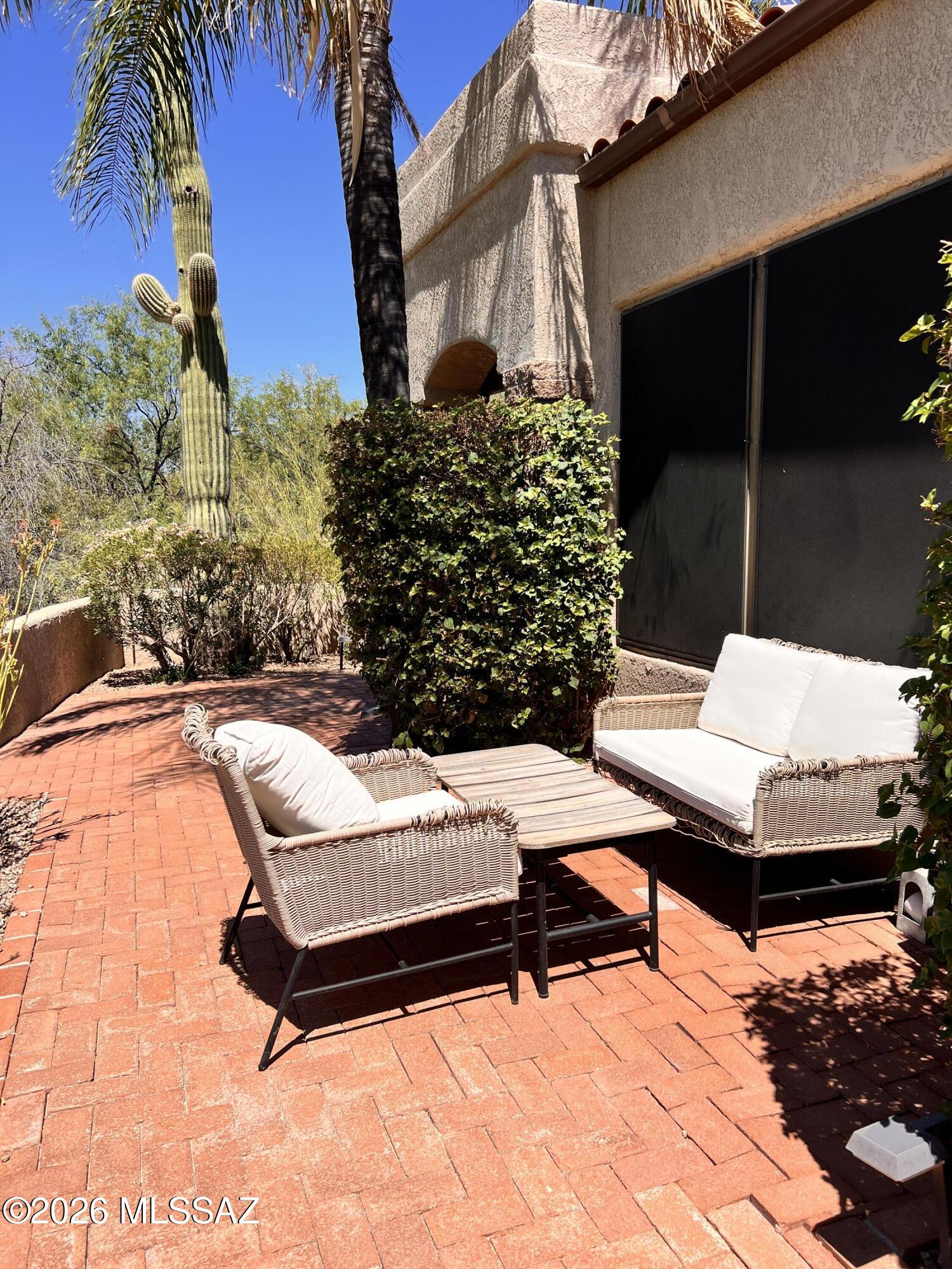 Ventana Serena (1-46) - Residential Lease