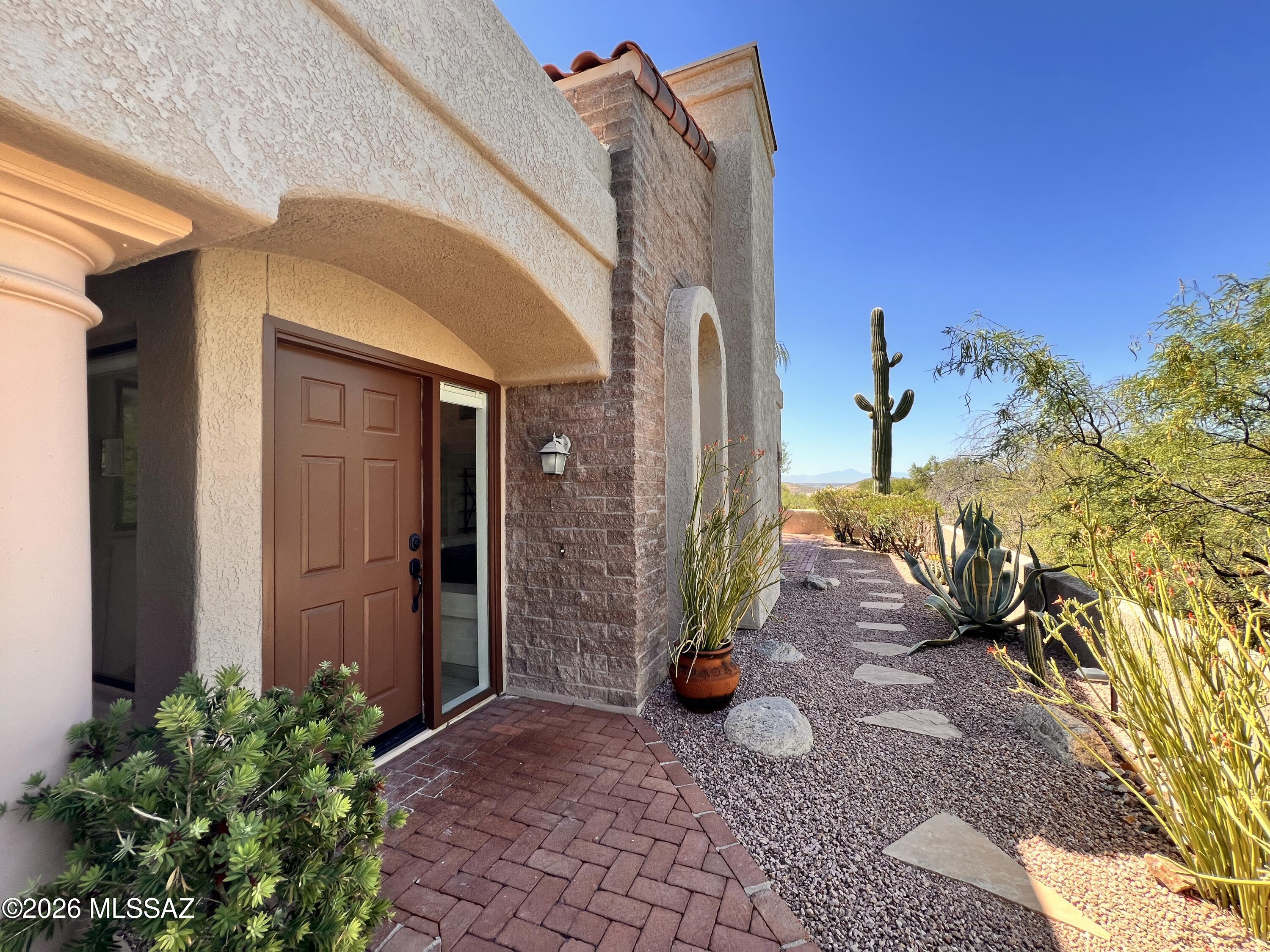 Ventana Serena (1-46) - Residential Lease
