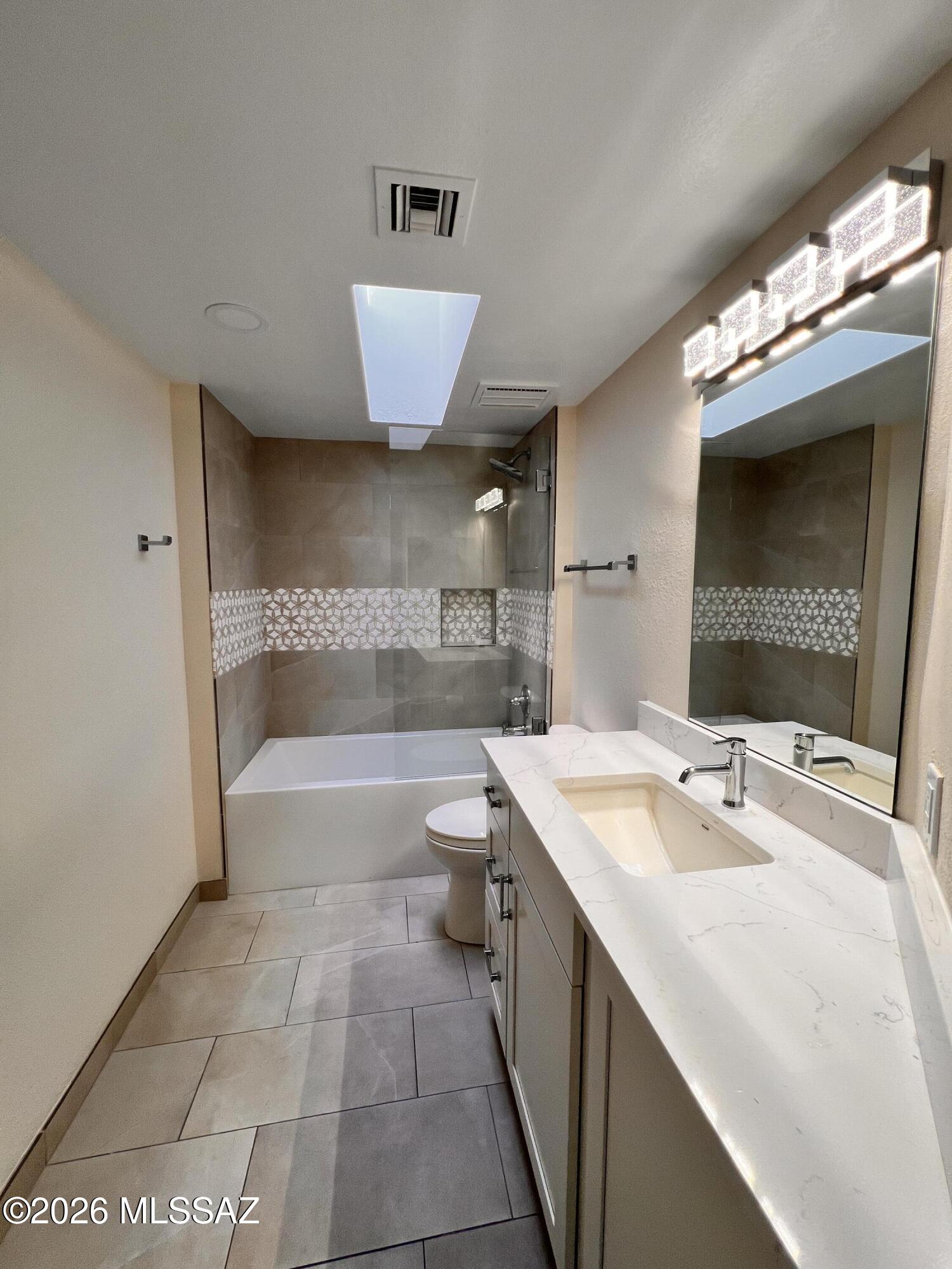 Ventana Serena (1-46) - Residential Lease