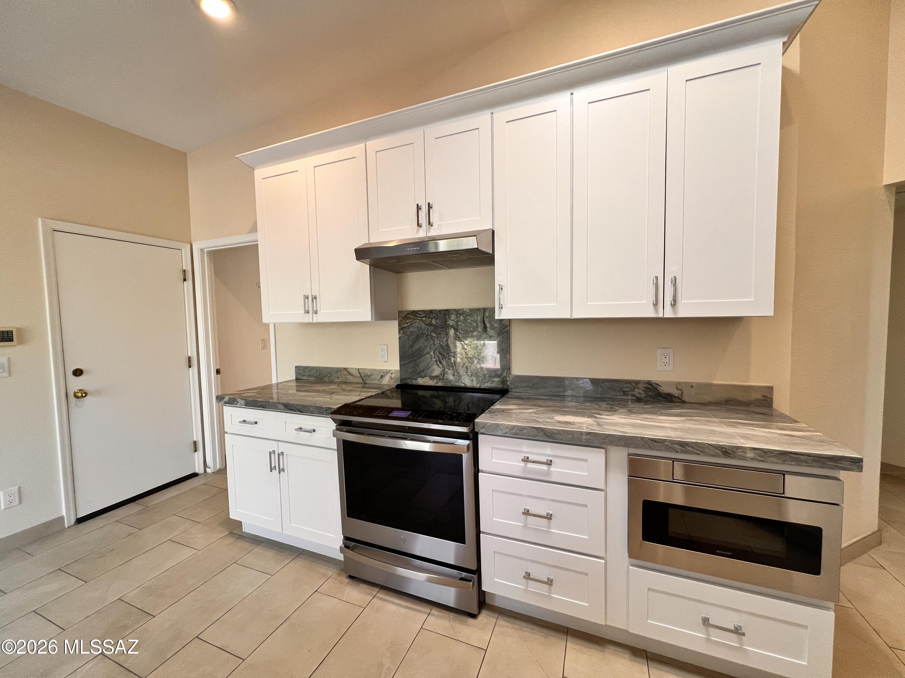 Ventana Serena (1-46) - Residential Lease