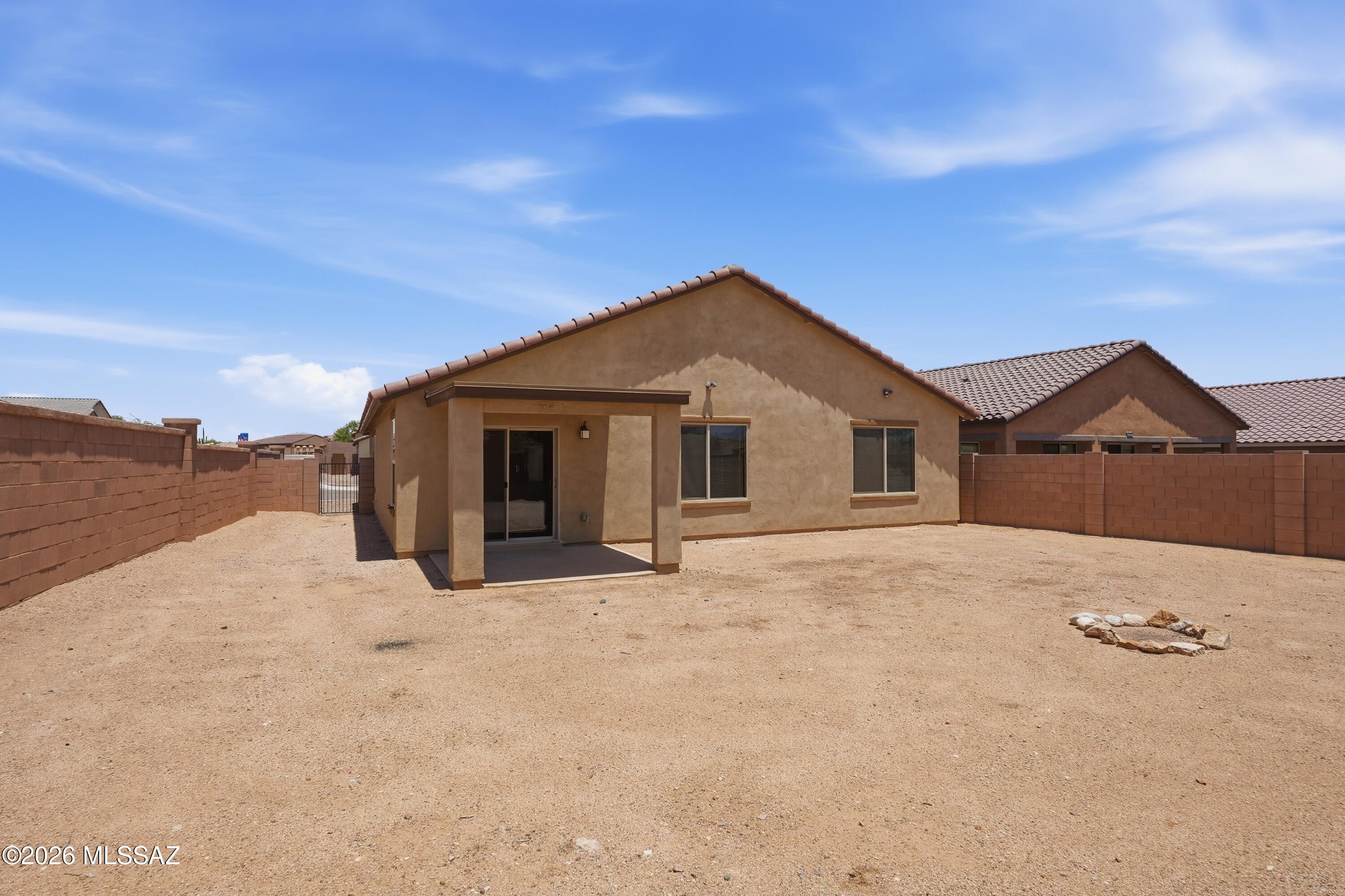 Entrada Del Pueblo - Residential
