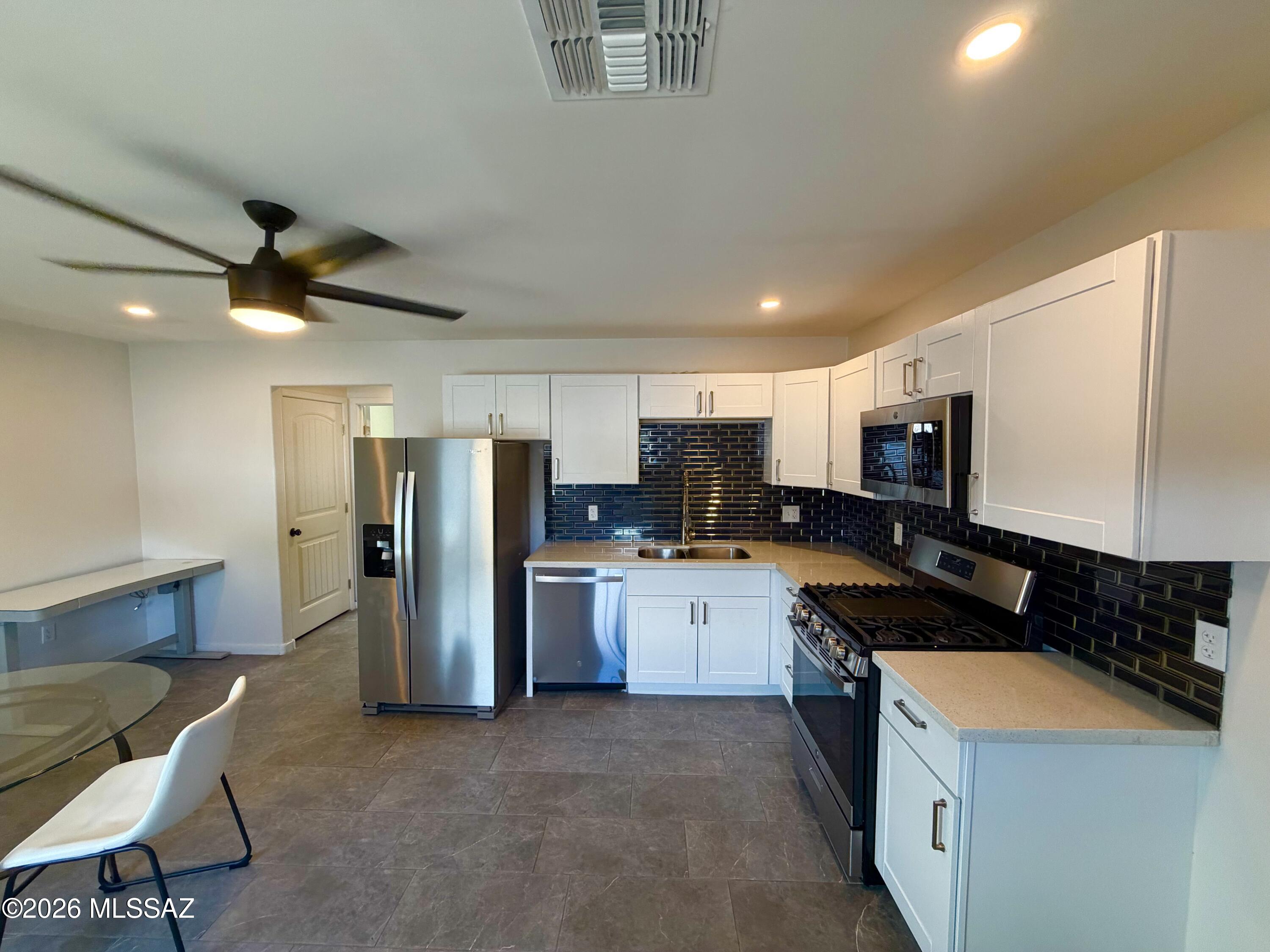 Coronado Heights Resub. - Residential Income
