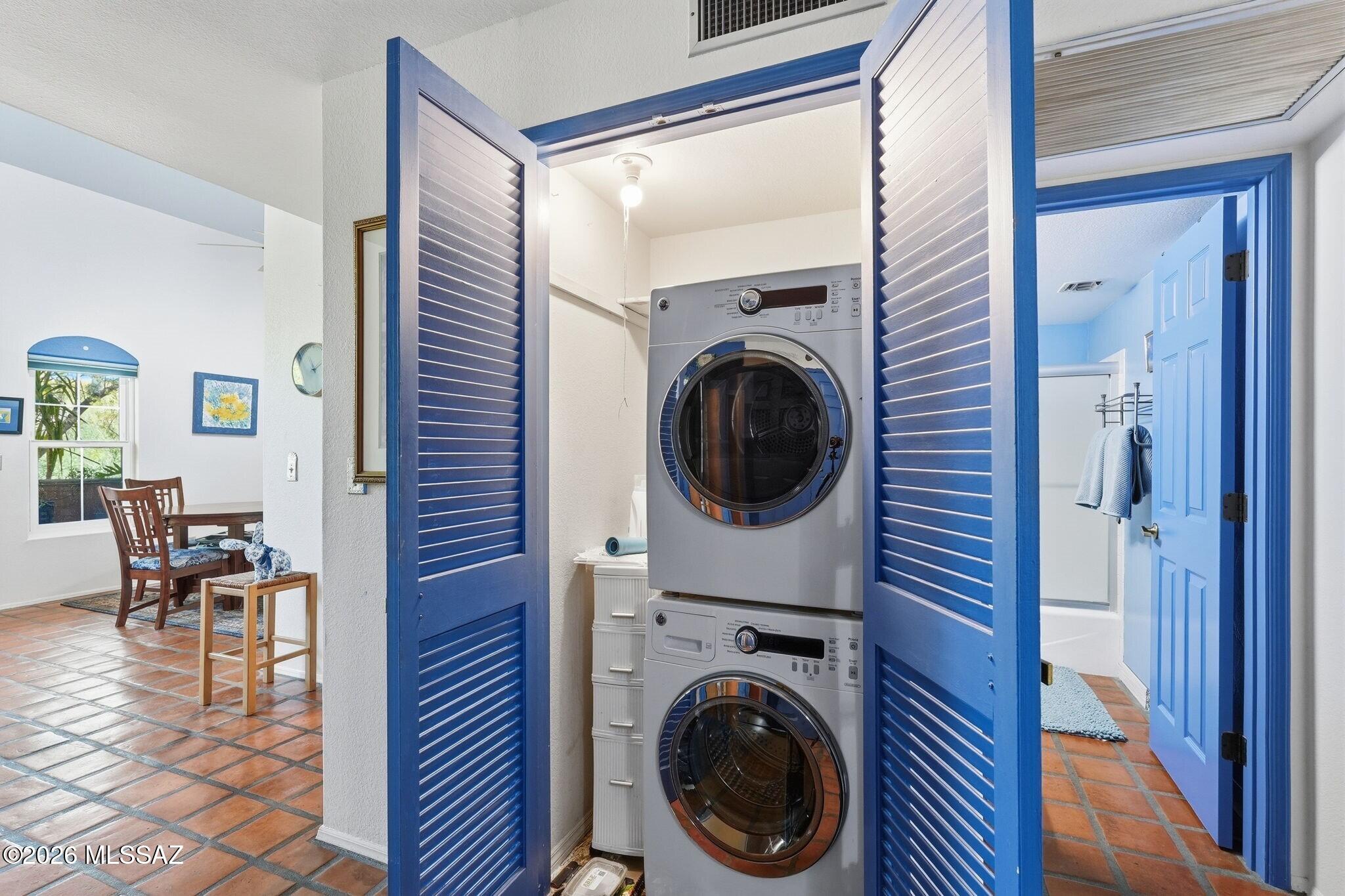 Ventana De Sabino Villas (1-90) - Residential